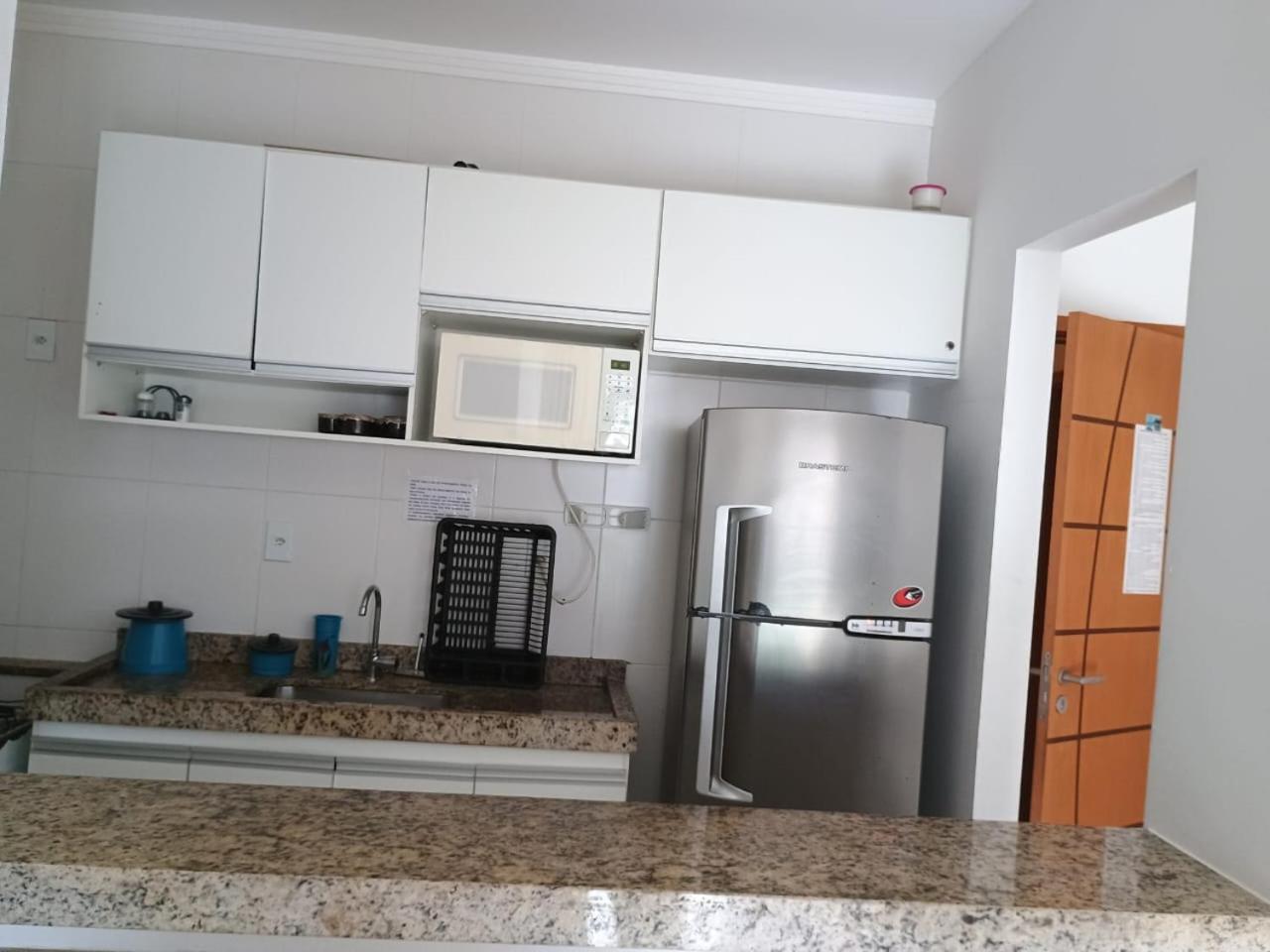 Apartamento com Lazer completo wifi, ar nos quartos
