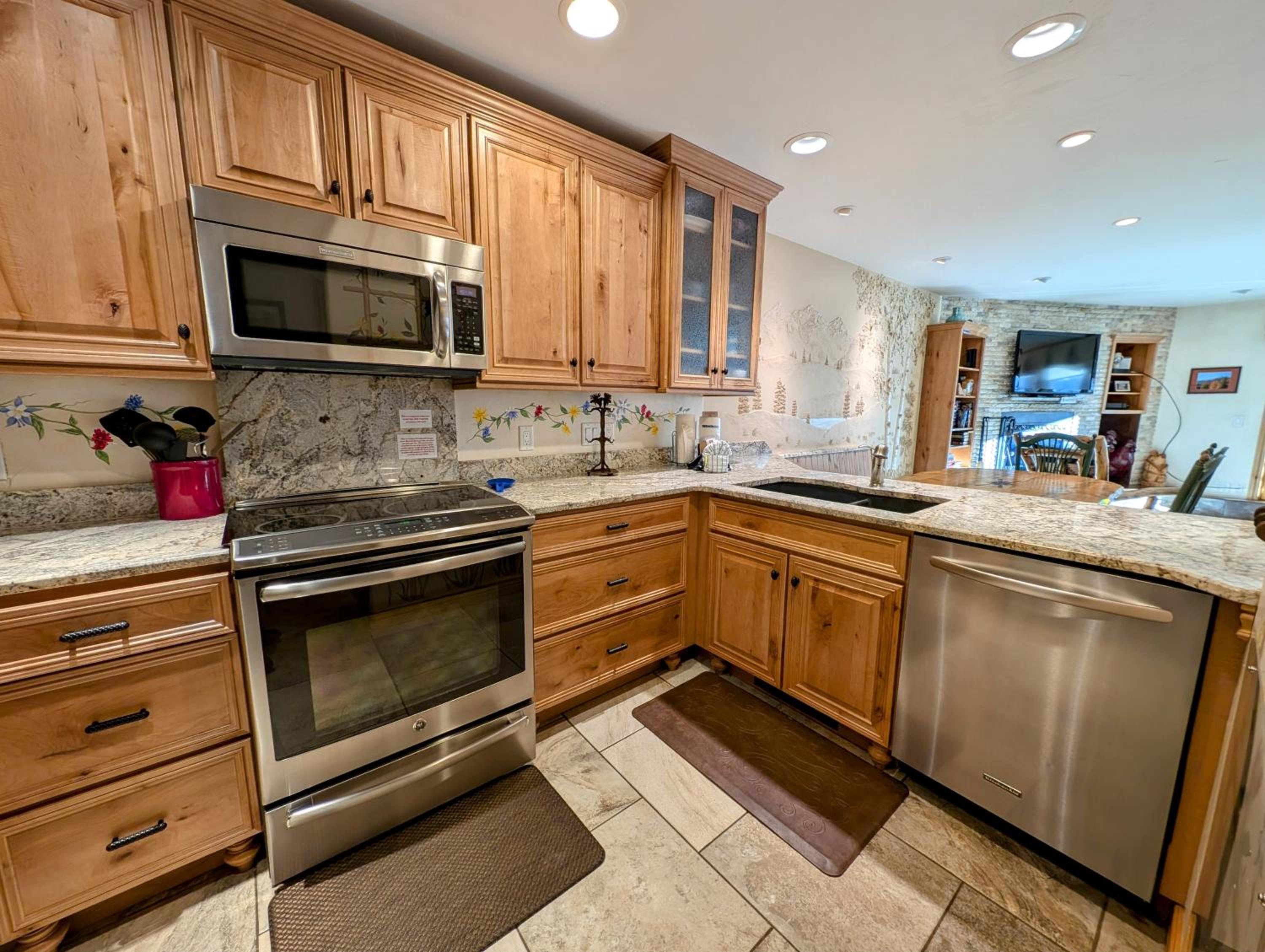 Ski Run 501 by SummitCove Lodging