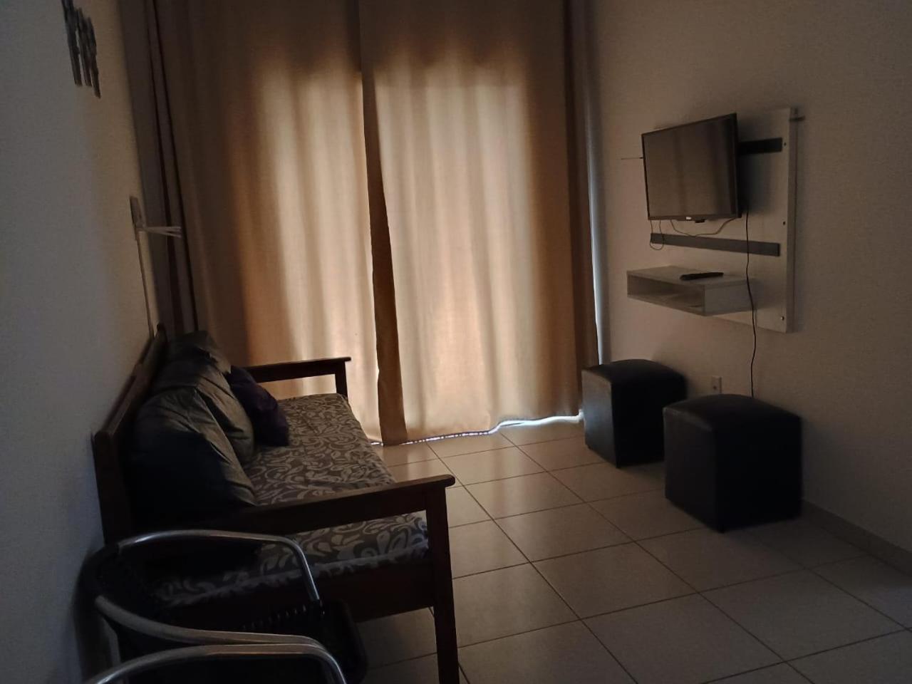 Apartamento com Lazer completo wifi, ar nos quartos