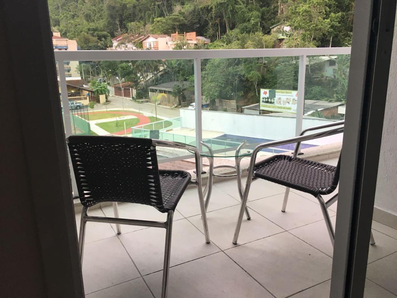 Apartamento com Lazer completo wifi, ar nos quartos