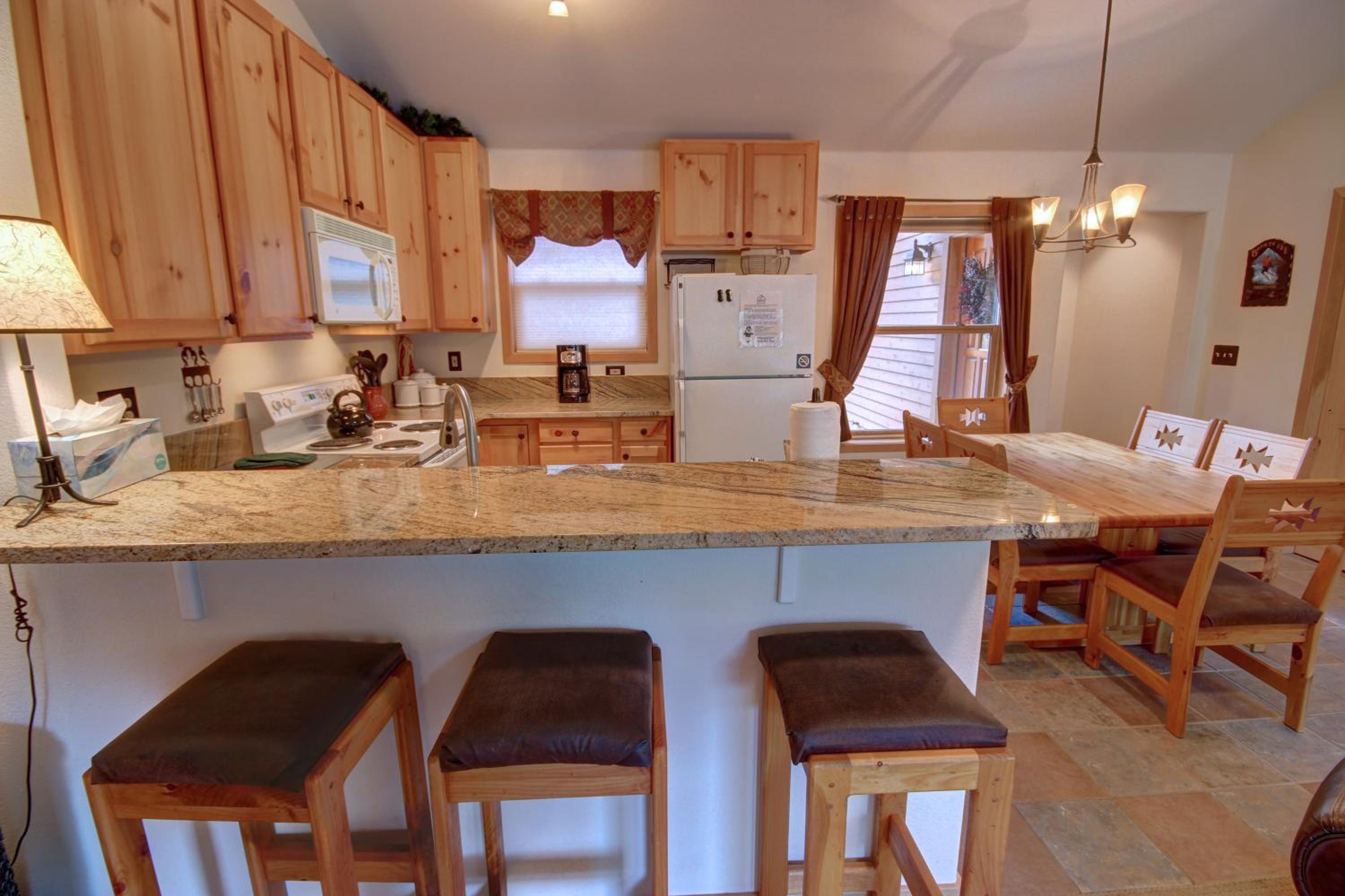 Snake River 42 by SummitCove Lodging