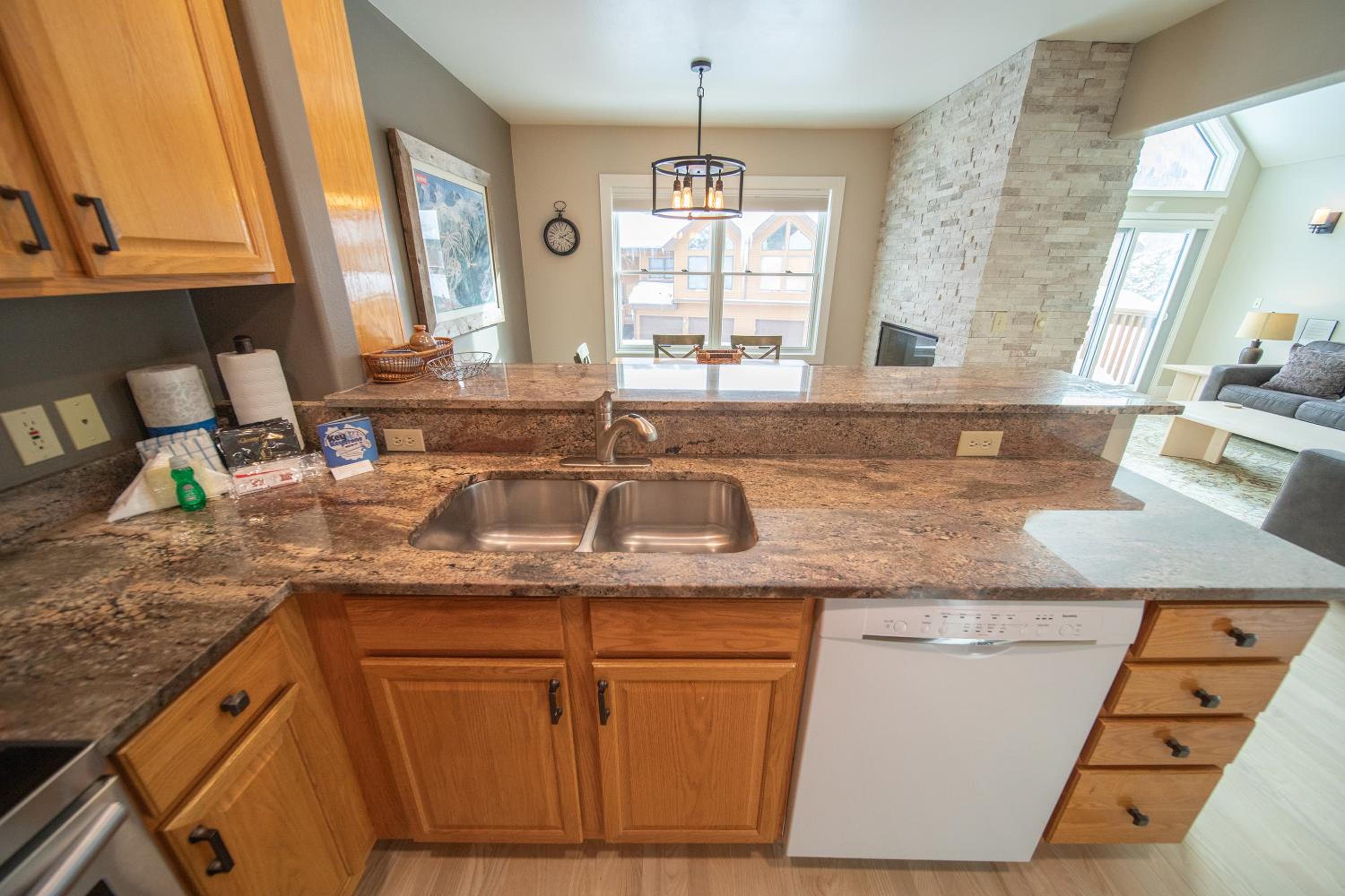 Snake River 13 by SummitCove Lodging