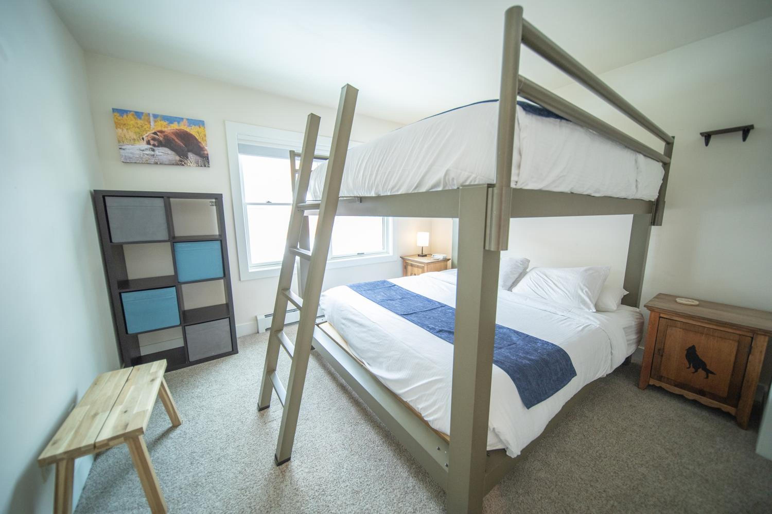 Snake River 13 by SummitCove Lodging
