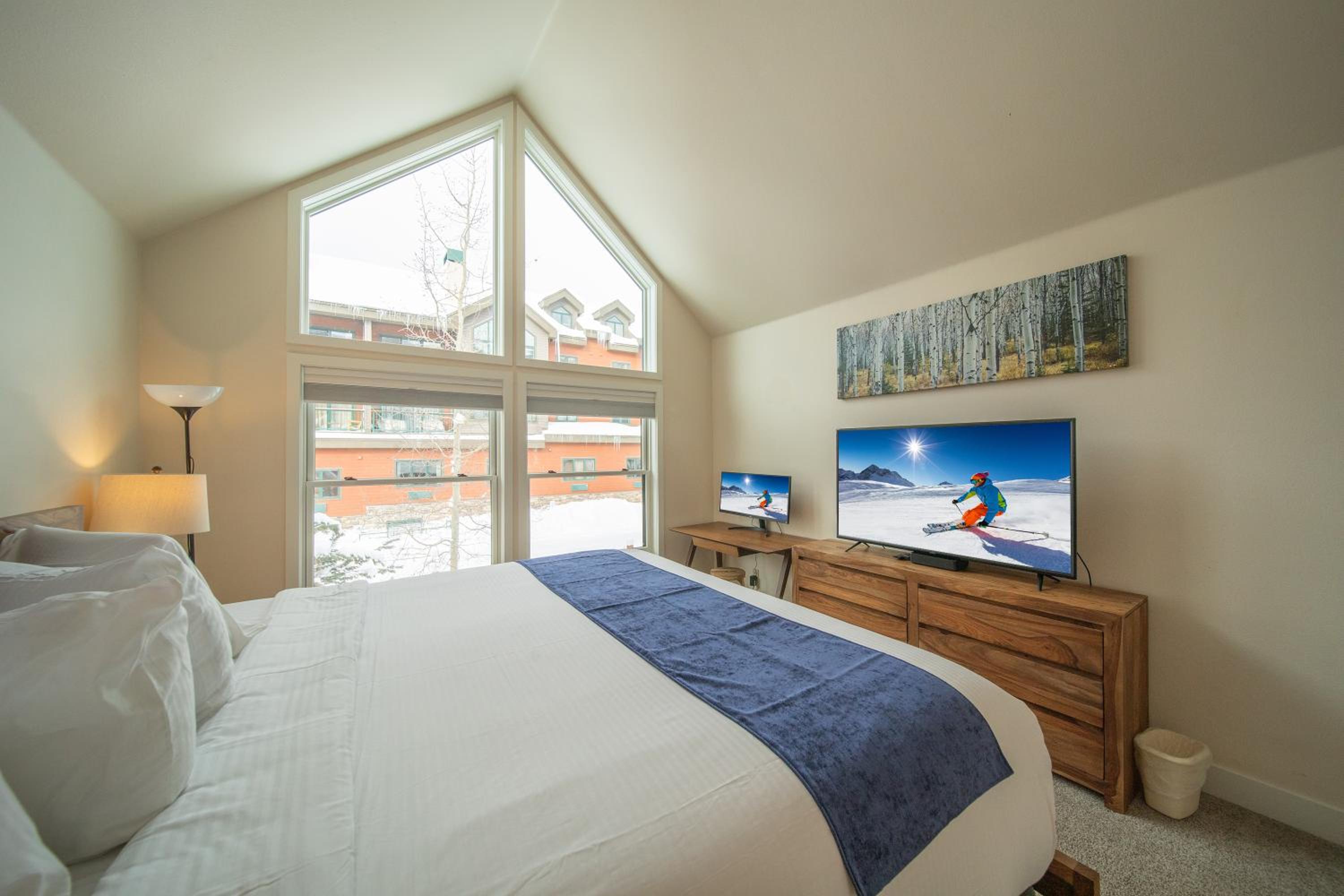 Snake River 13 by SummitCove Lodging