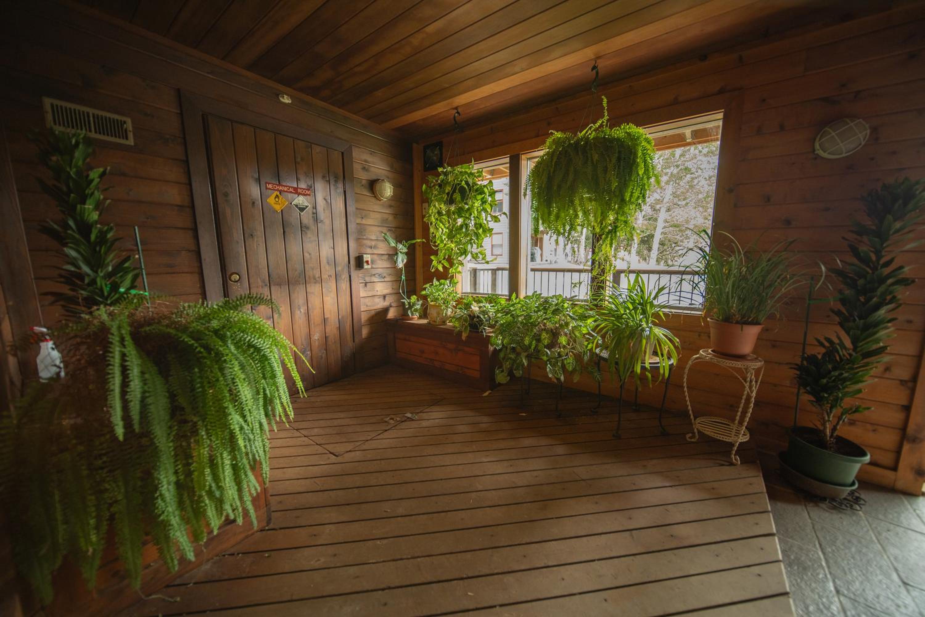 Snowdance B102 by SummitCove Lodging view 3