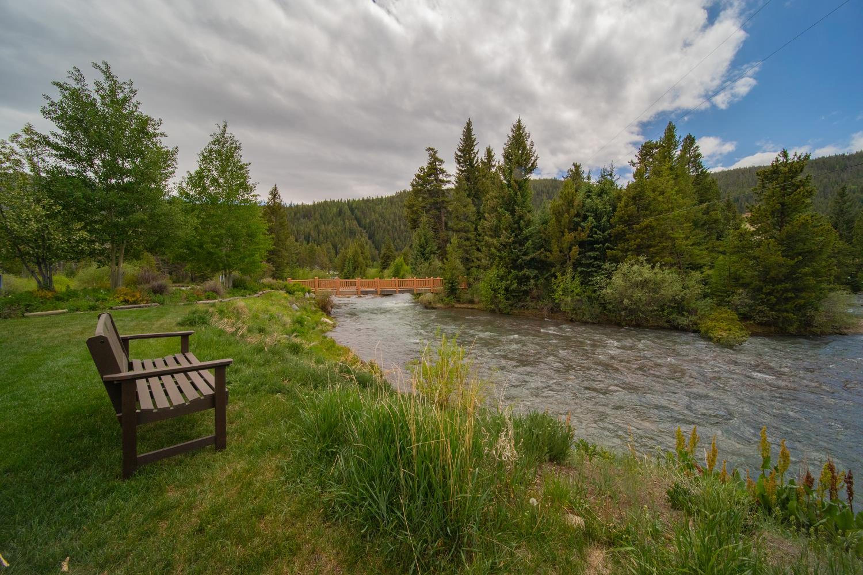 Snowdance B102 by SummitCove Lodging view 4