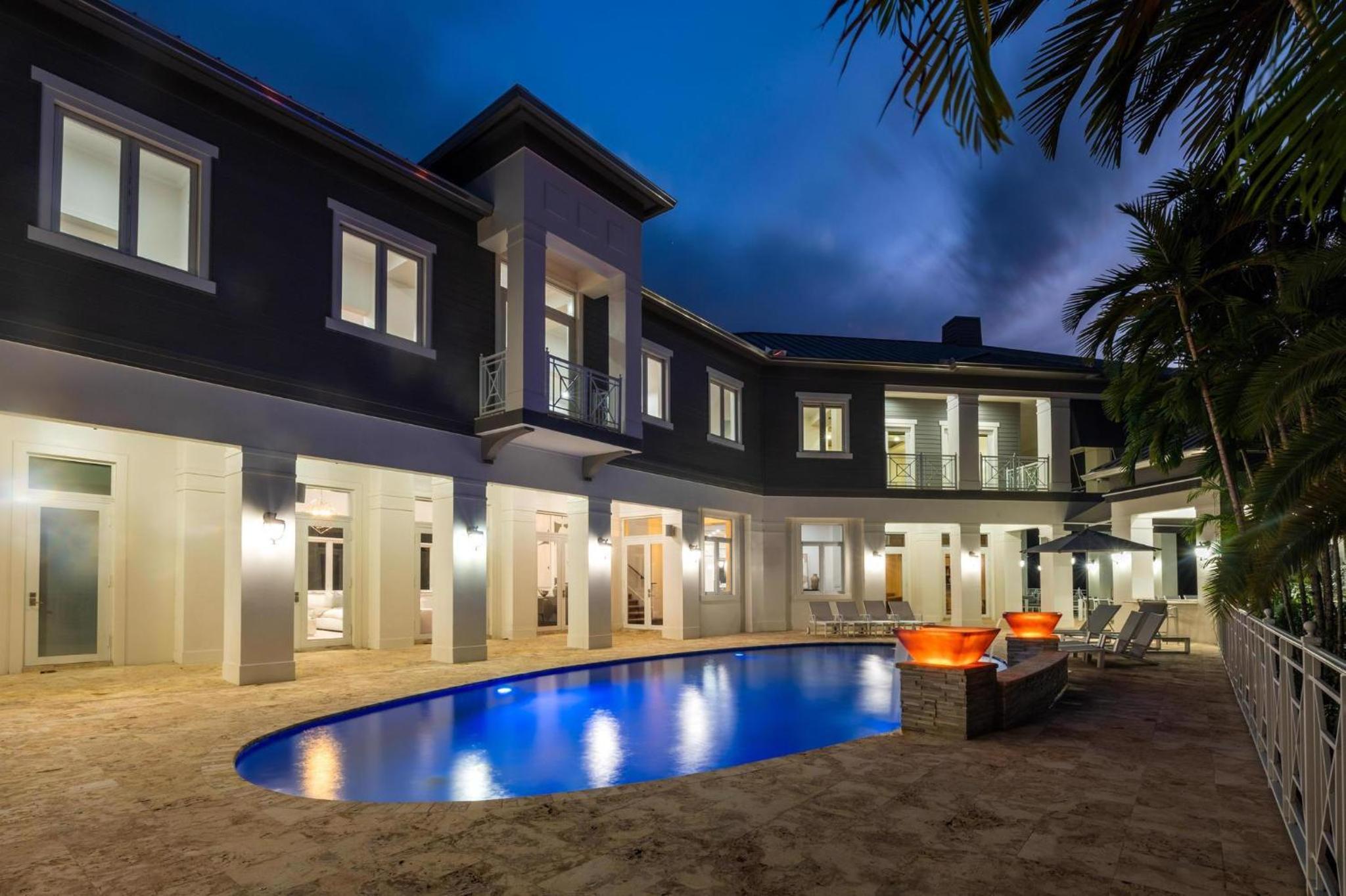 Villa Hallie view 2