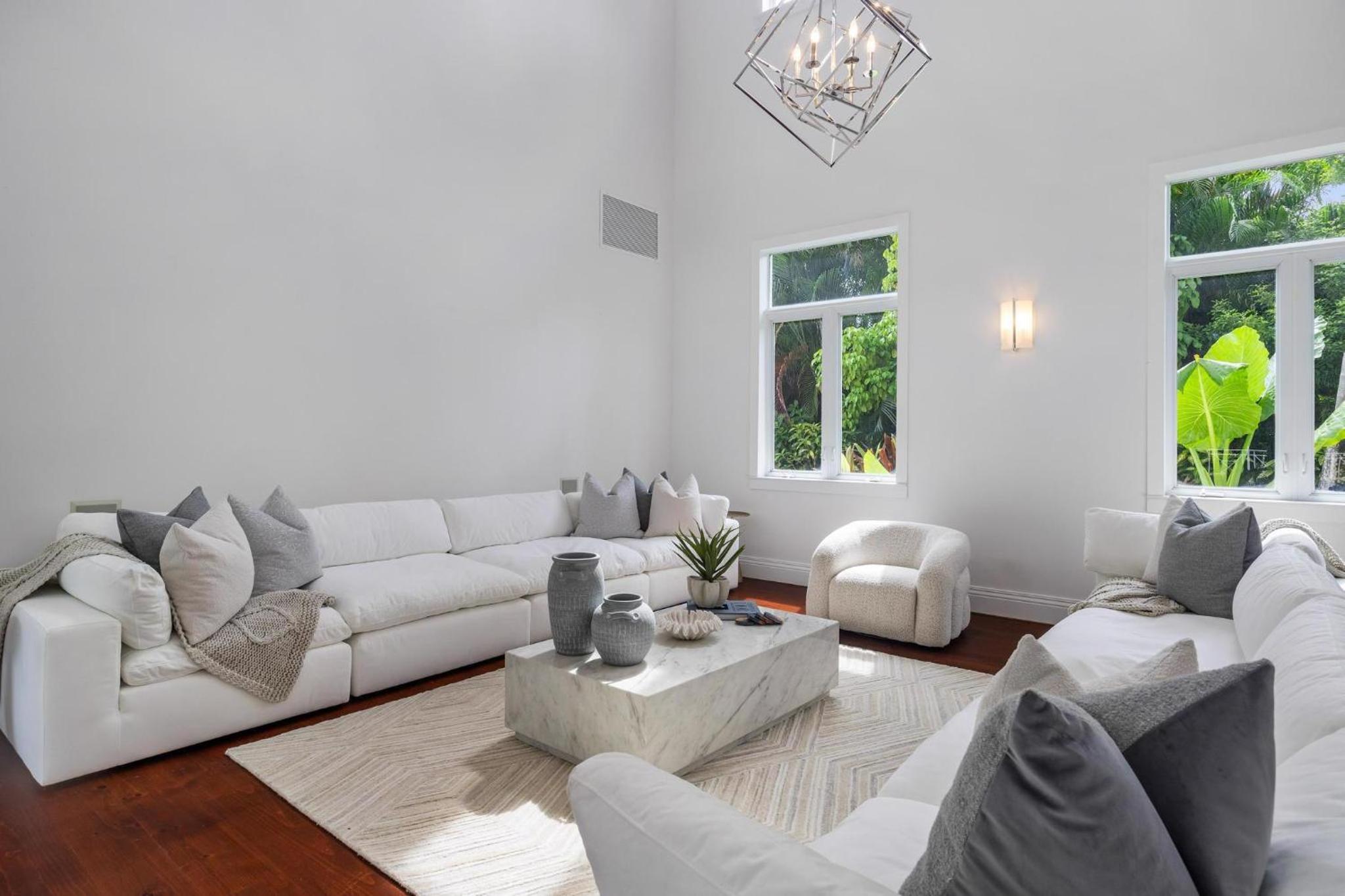 Villa Hallie view 5