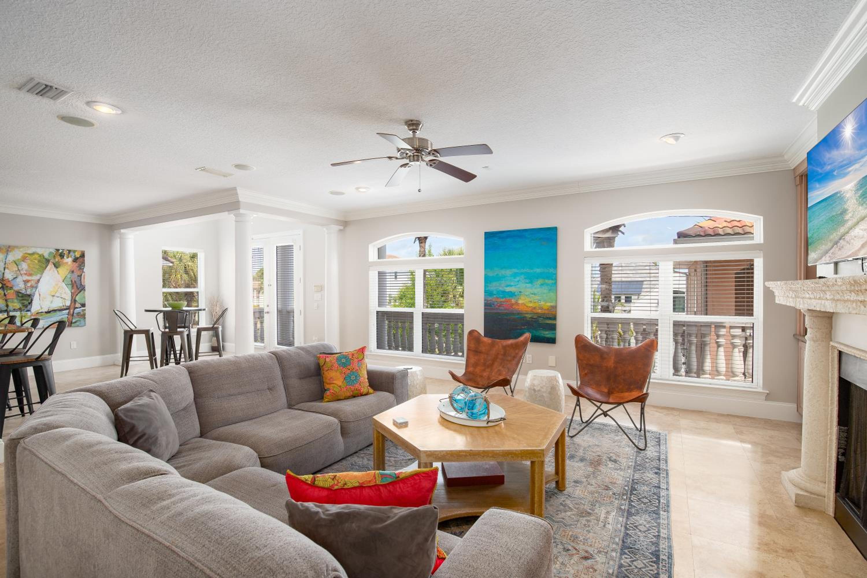 Large Pool - Hot Tub - Elevator - Gated Community view 4