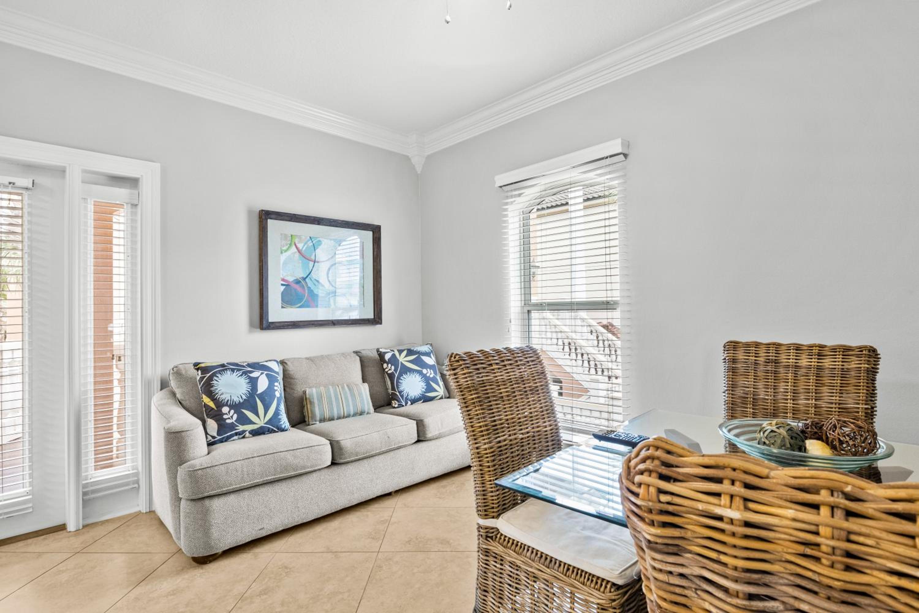 Large Pool - Hot Tub - Elevator - Gated Community view 5