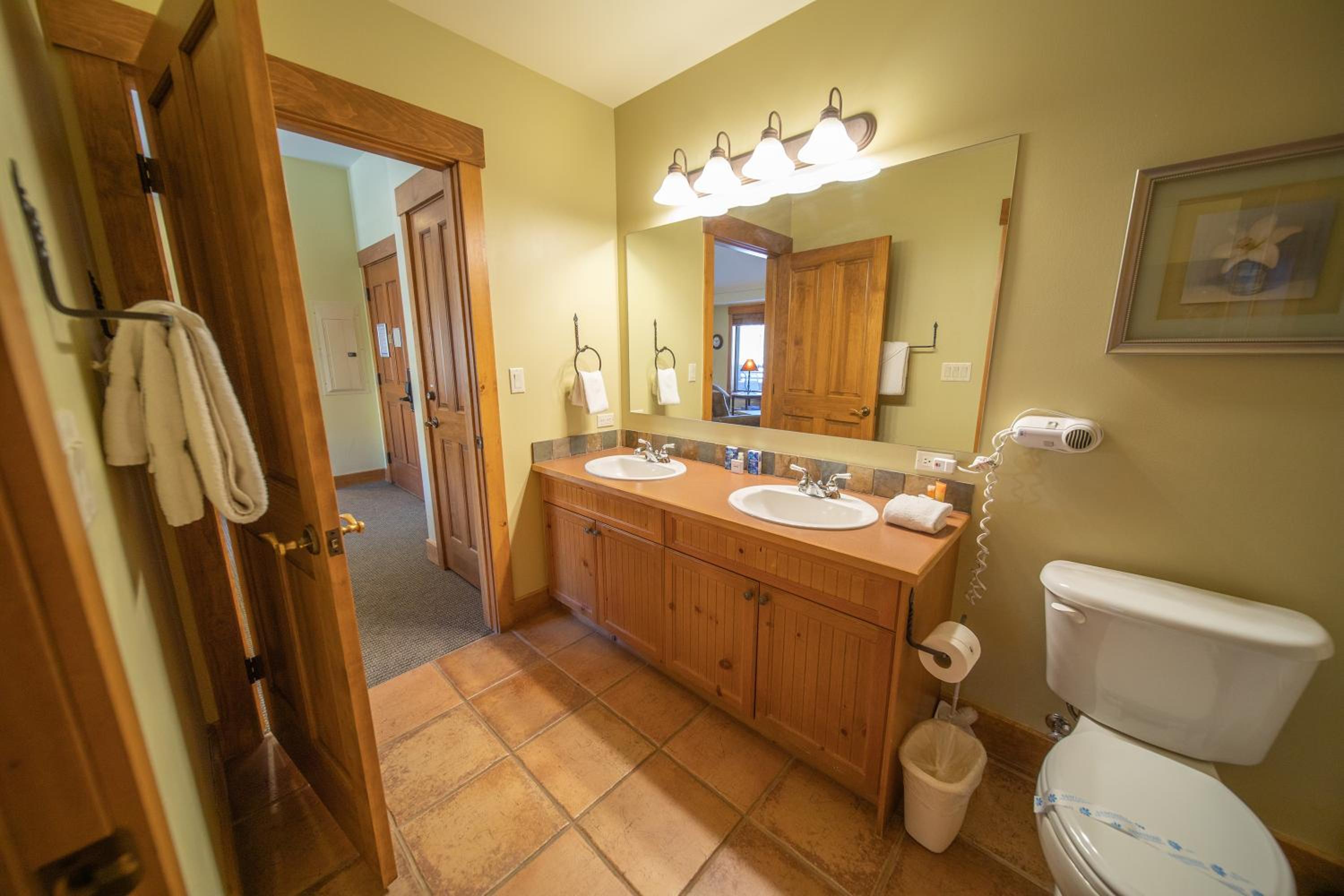 Springs 8910 by SummitCove Lodging in Colorado