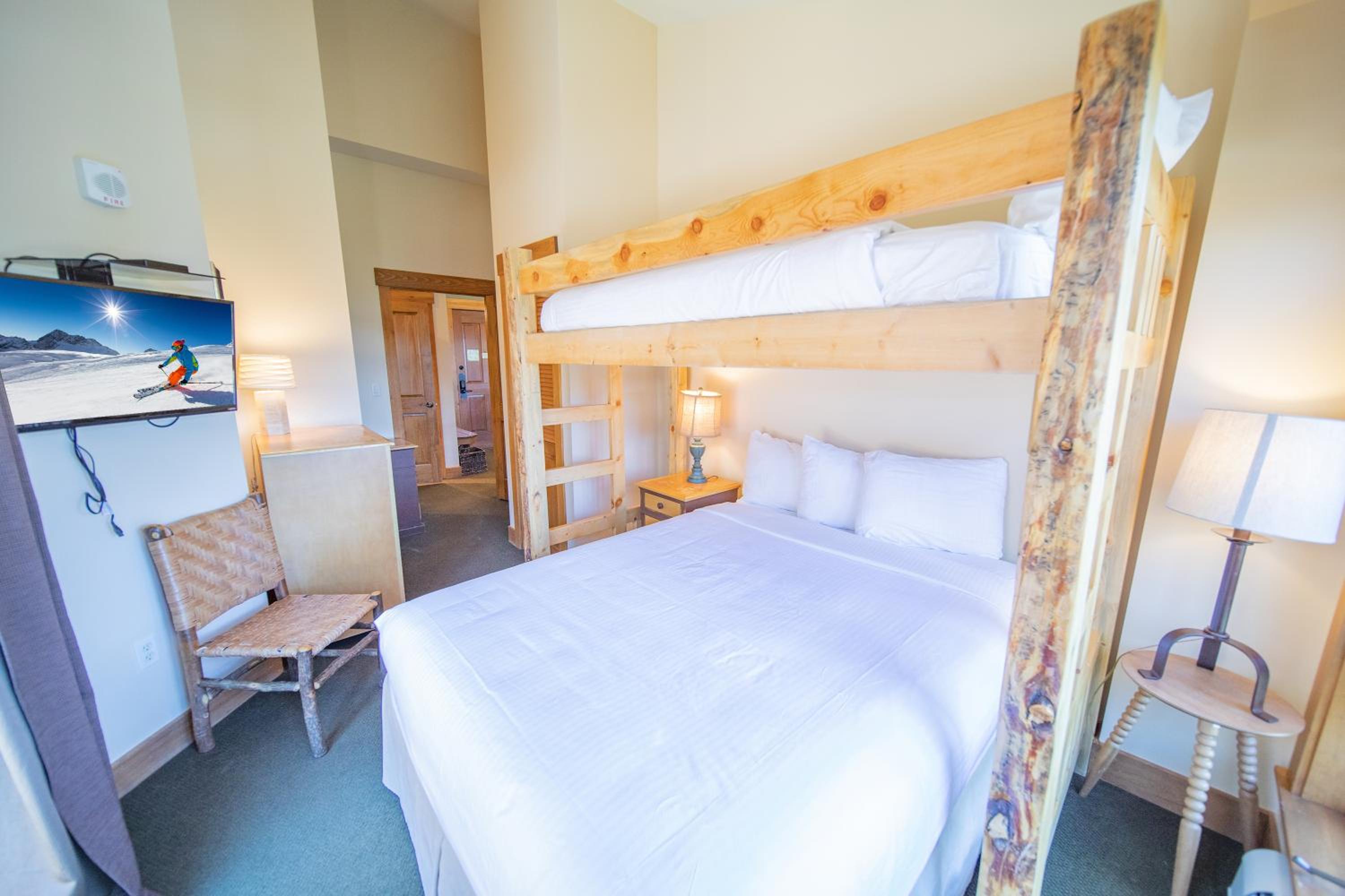 Springs 8913 by SummitCove Lodging in Colorado