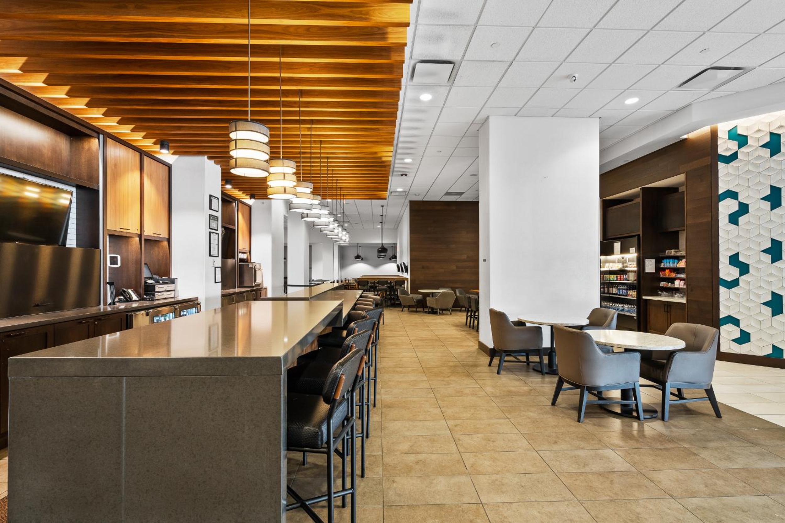 Rosemont Vacations - Hyatt Place Chicago O'Hare Airport - Property Image 101
