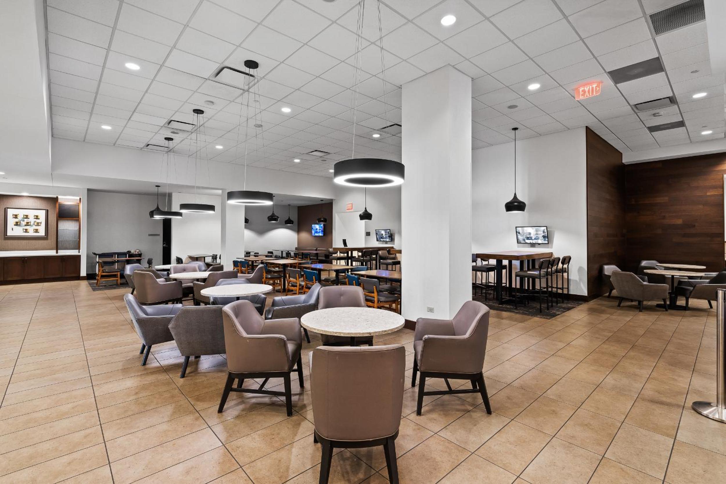Rosemont Vacations - Hyatt Place Chicago O'Hare Airport - Property Image 104