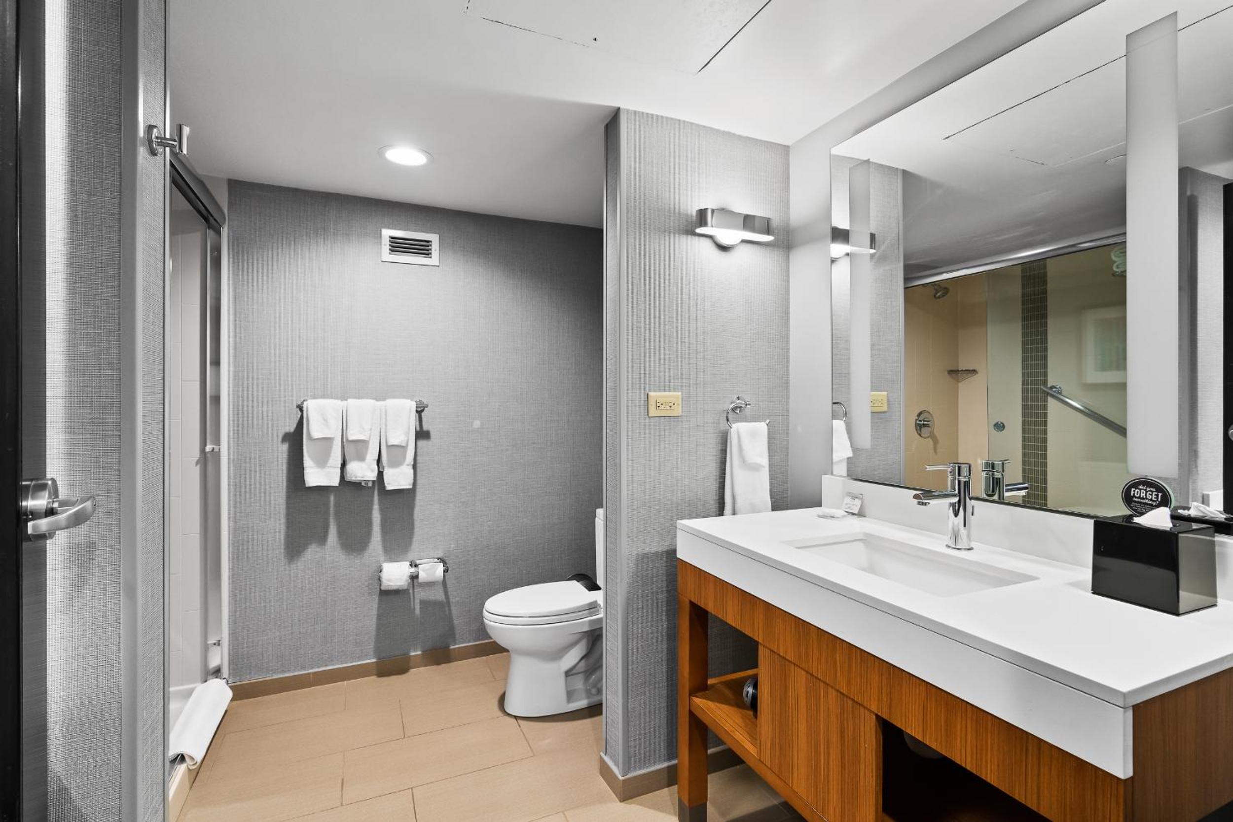 Rosemont Vacations - Hyatt Place Chicago O'Hare Airport - Property Image 107