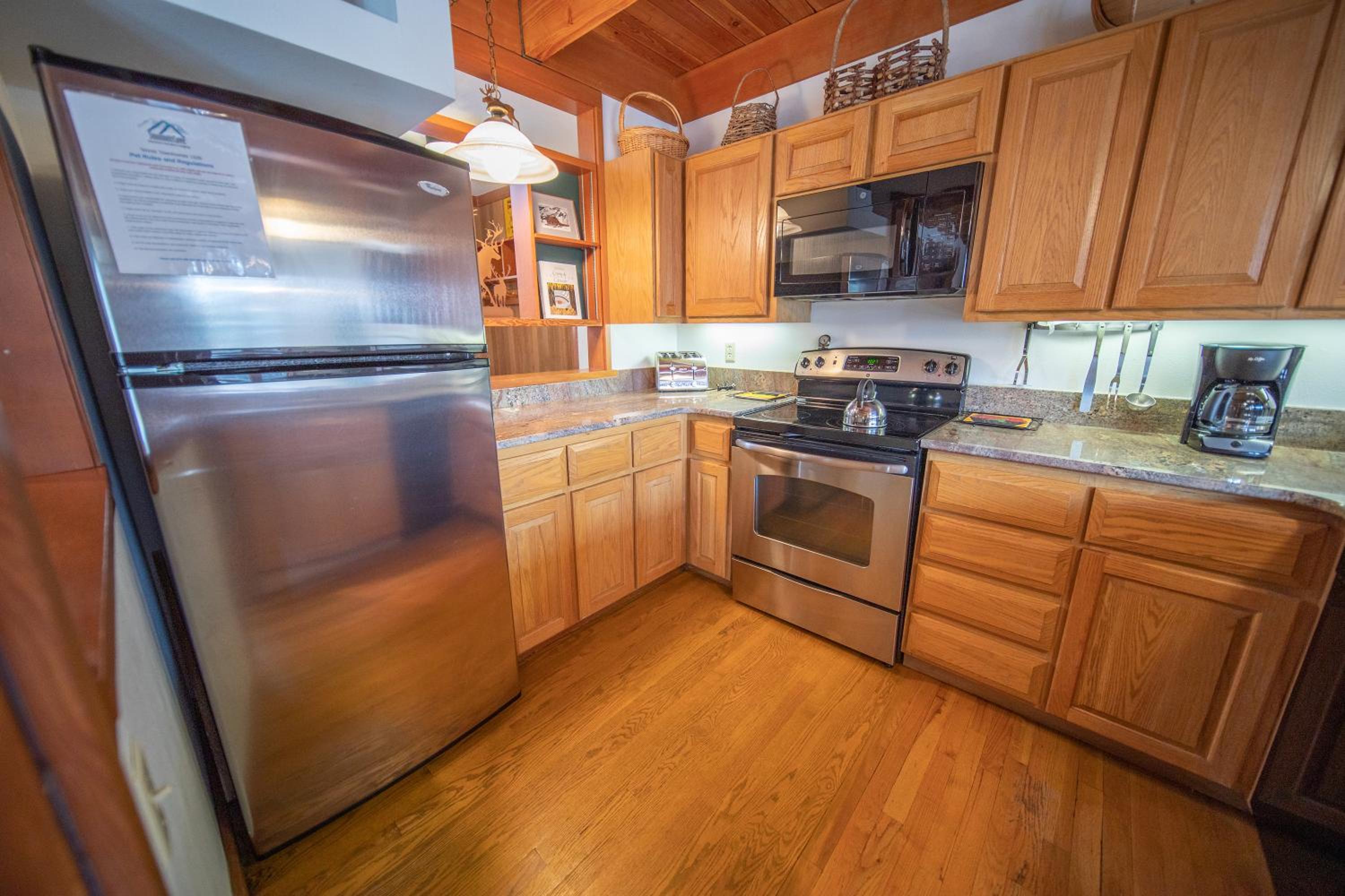 Tennis Townhomes 1326 by SummitCove Lodging