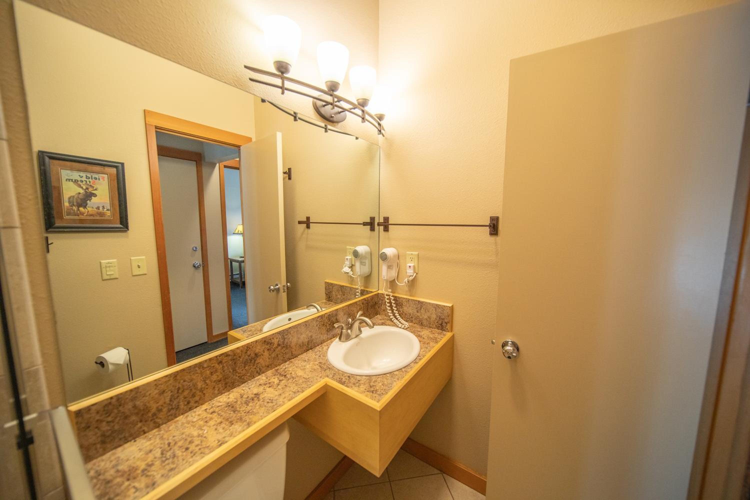 Tennis Townhomes 1331 by SummitCove Lodging in Colorado