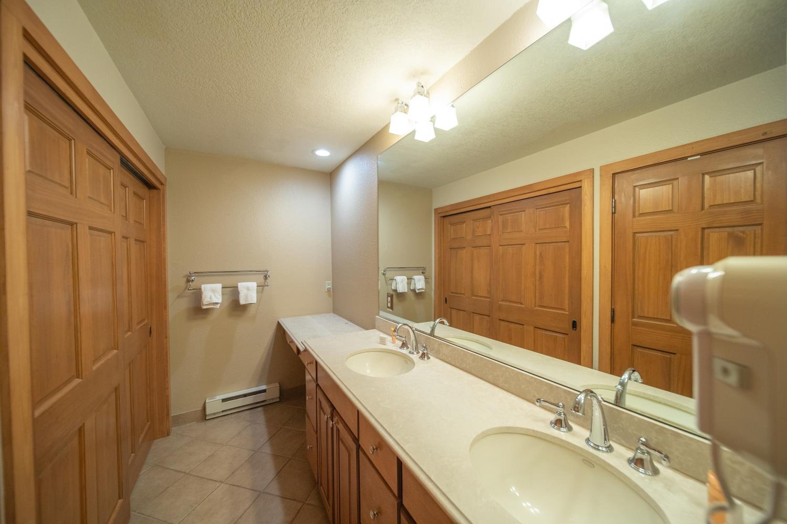 Willows 1703 by SummitCove Lodging