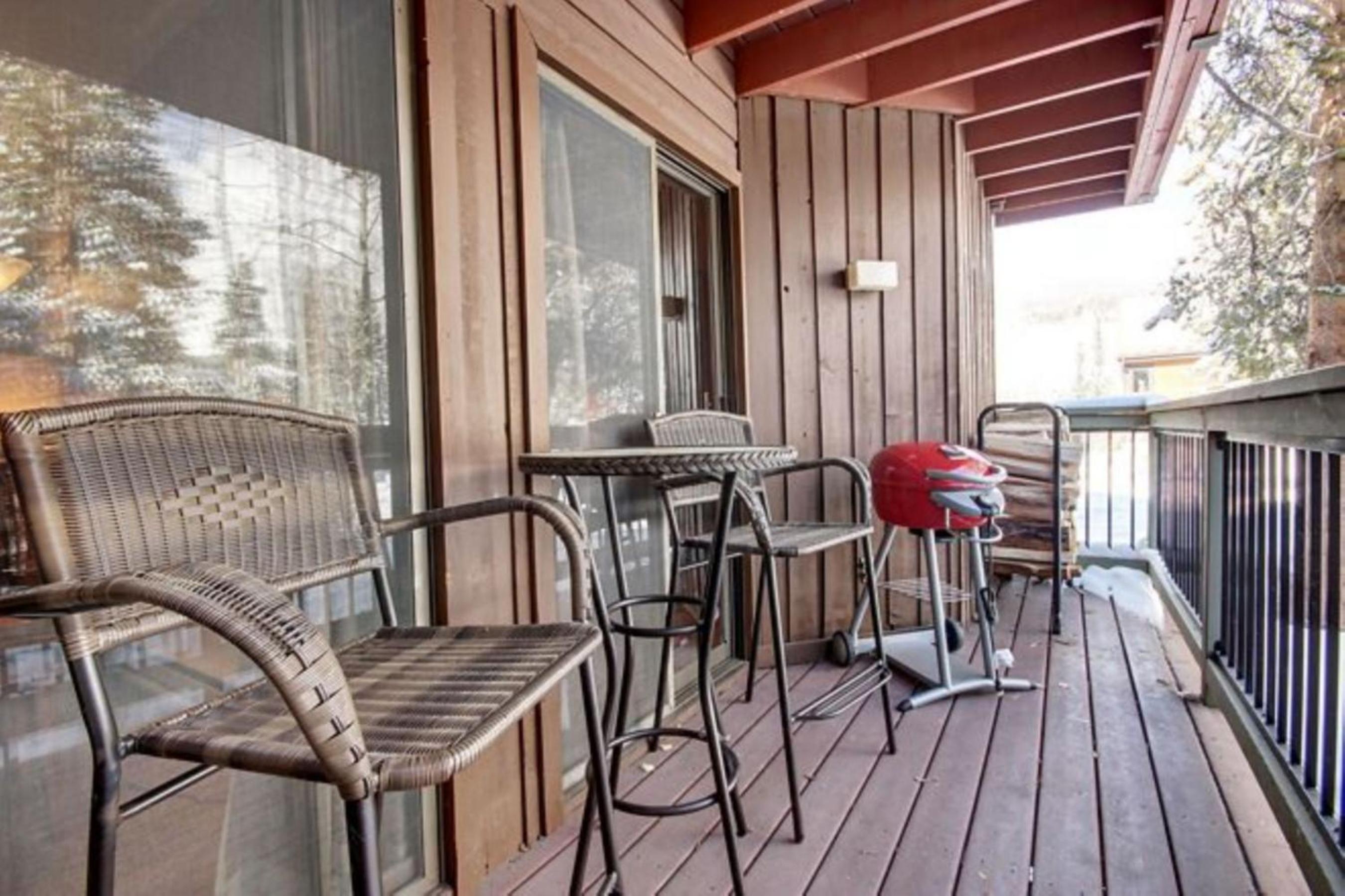 Wild Irishman 1059 by SummitCove Lodging