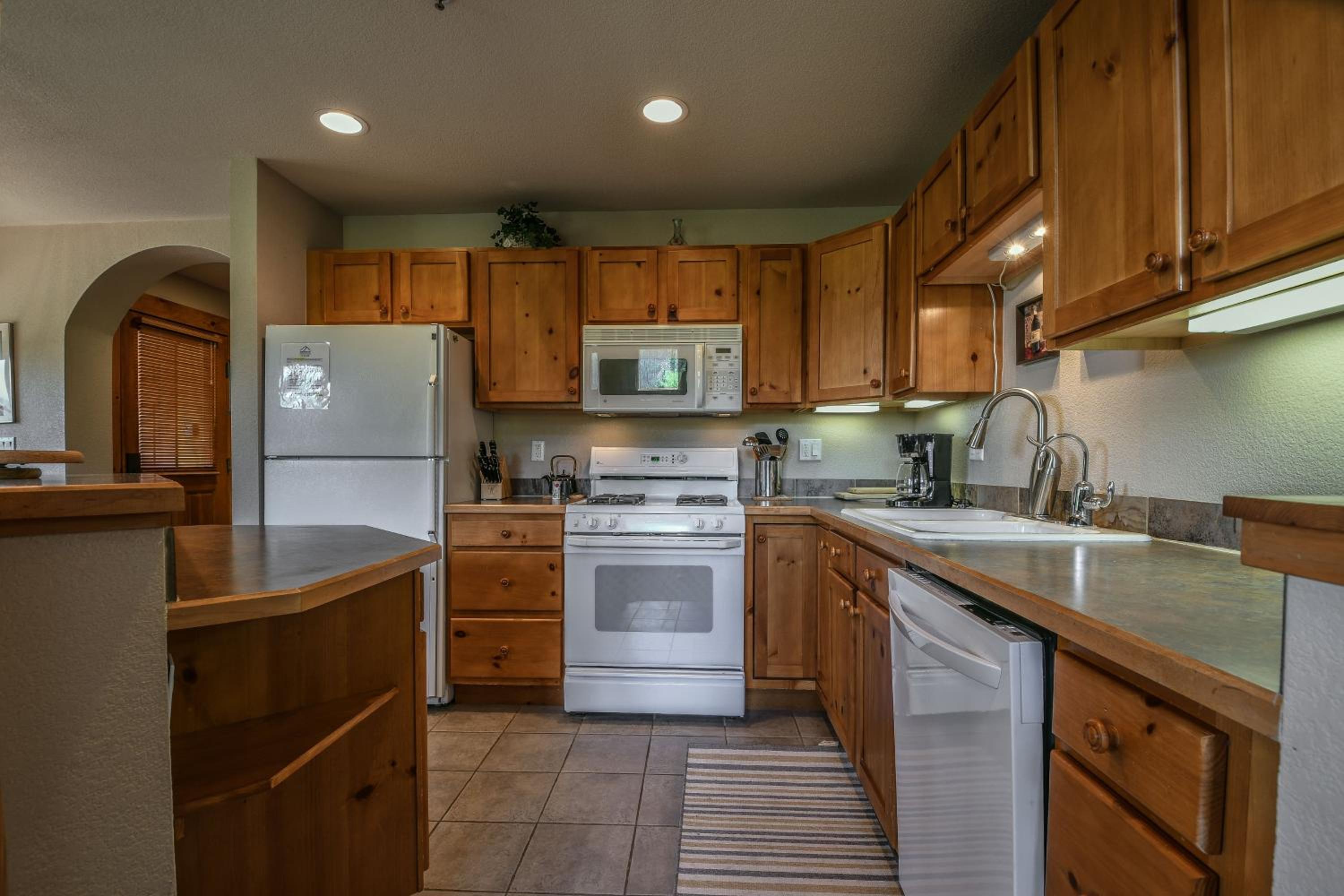 Trappers Crossing 8753 by SummitCove Lodging