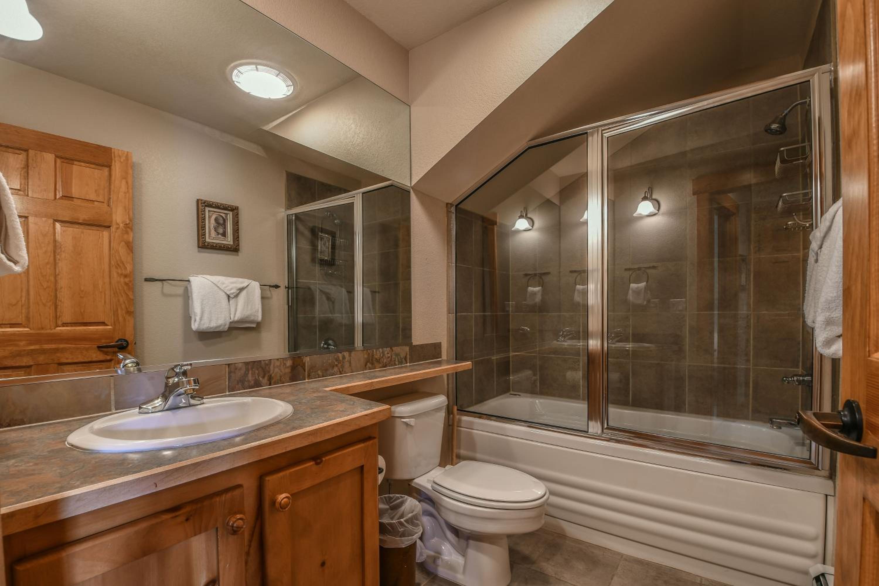 Trappers Crossing 8753 by SummitCove Lodging