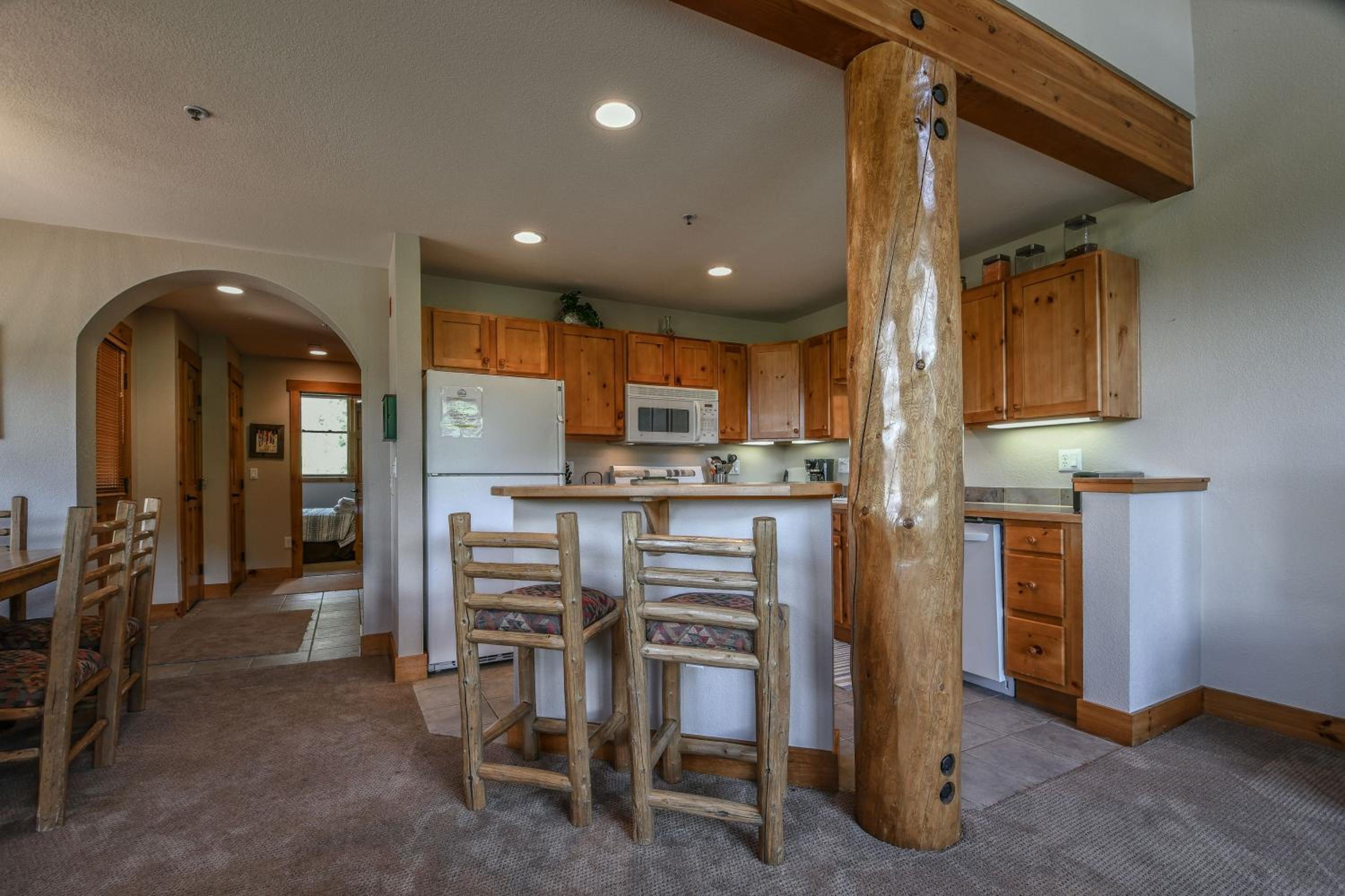 Trappers Crossing 8753 by SummitCove Lodging