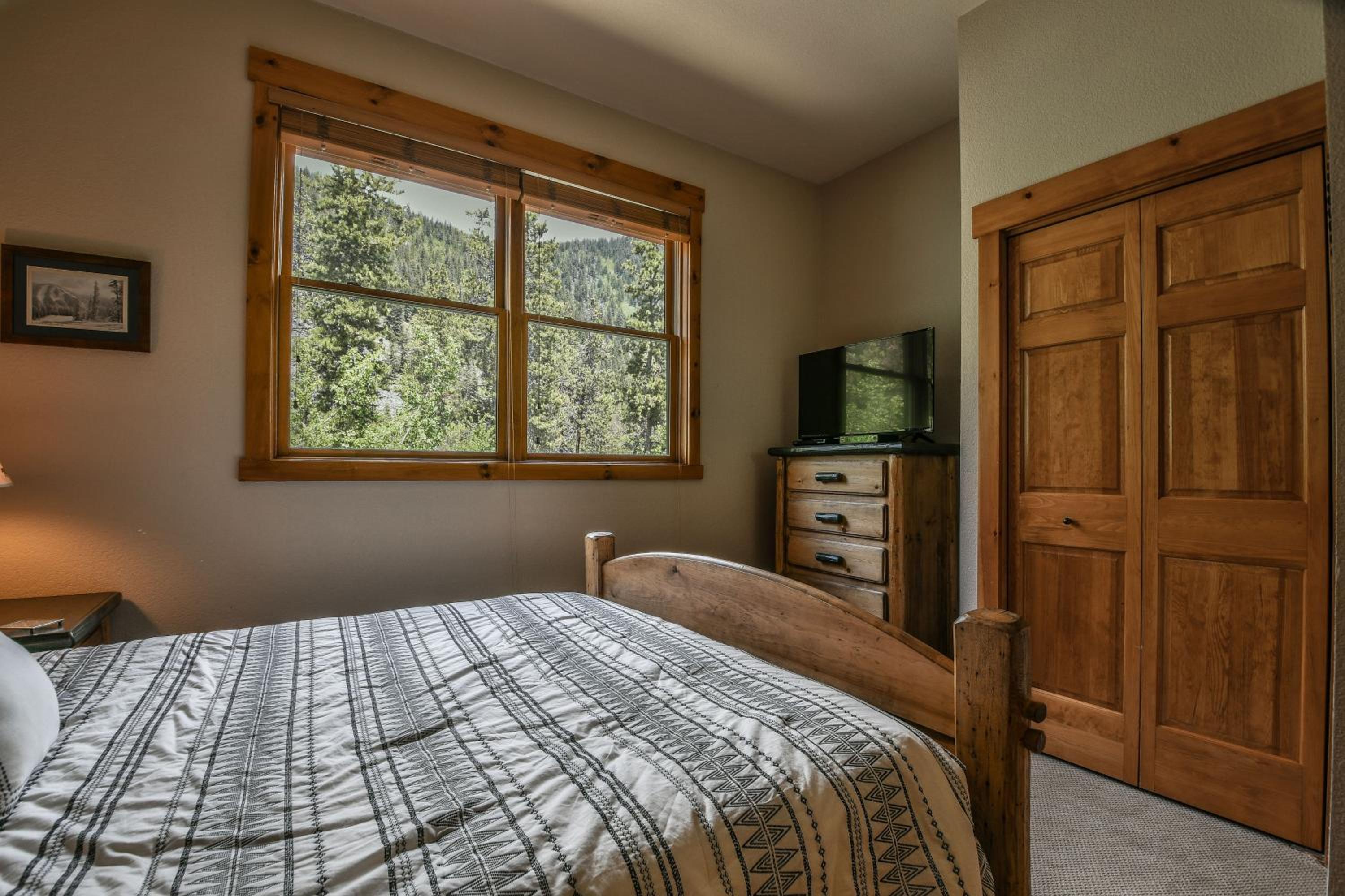 Trappers Crossing 8753 by SummitCove Lodging