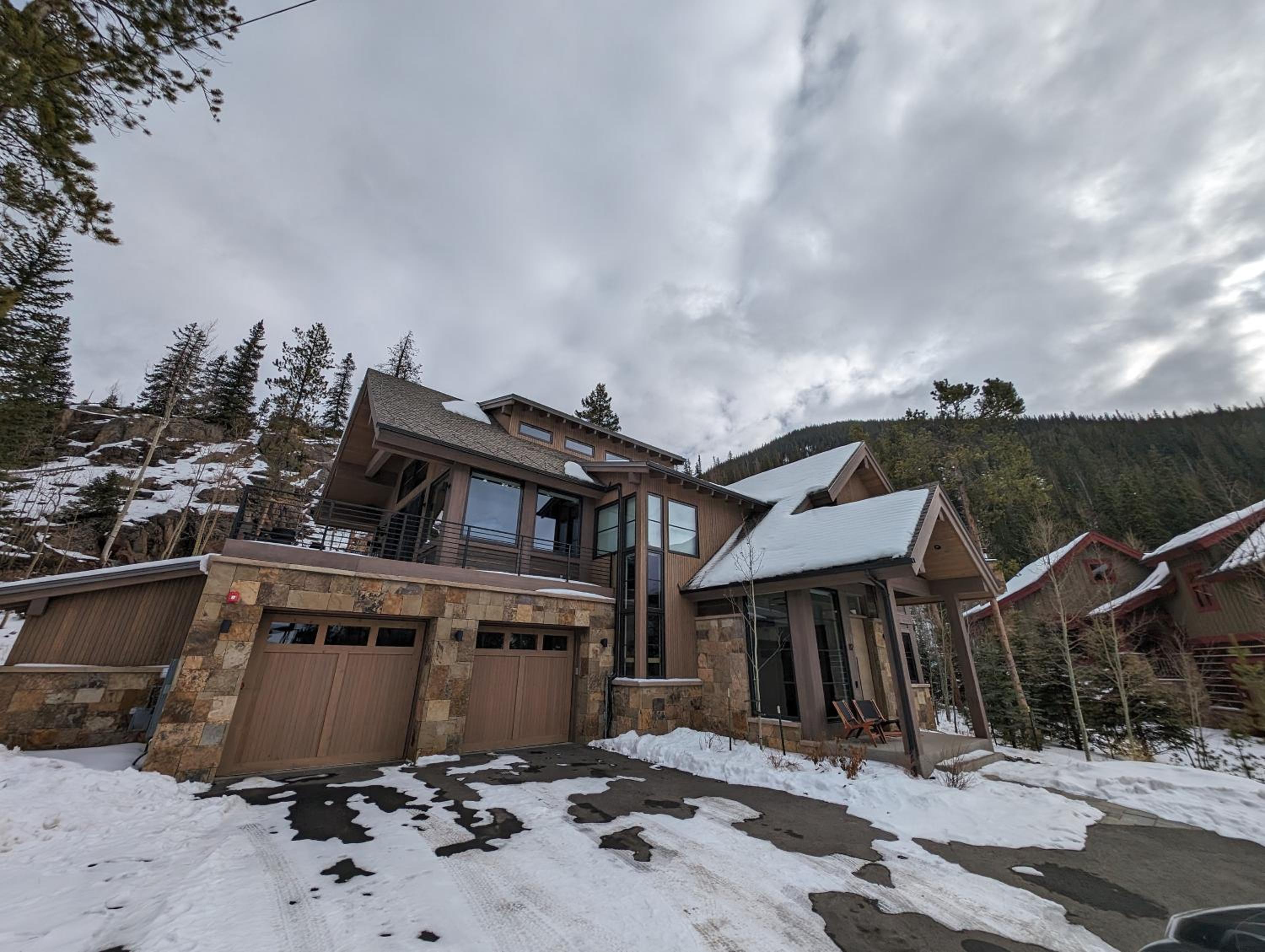 Wolf Rock Home 82 by SummitCove Lodging view 3