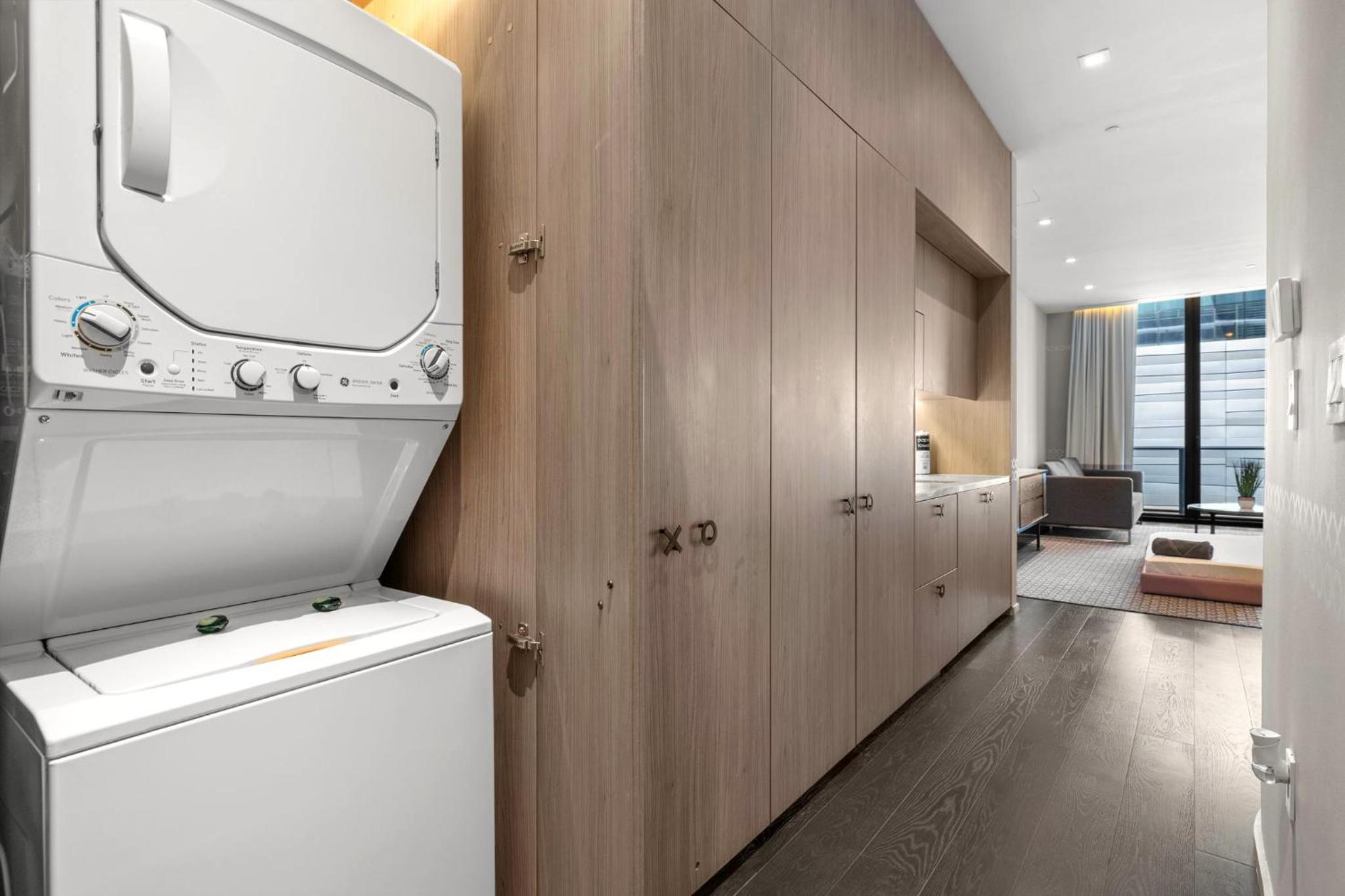 Luxury King Suite W City view at SLS Brickell