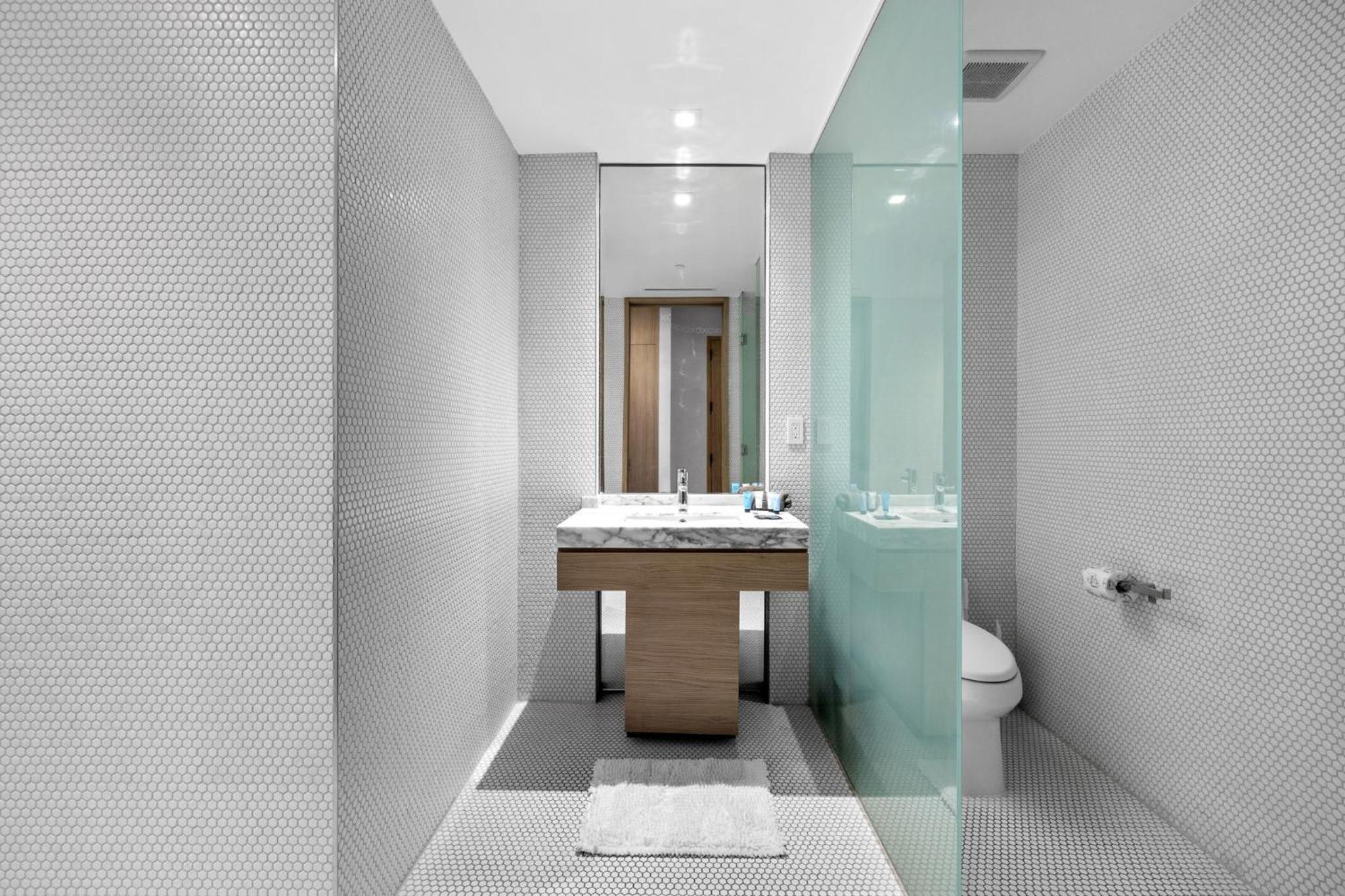 Luxury King Suite W City view at SLS Brickell