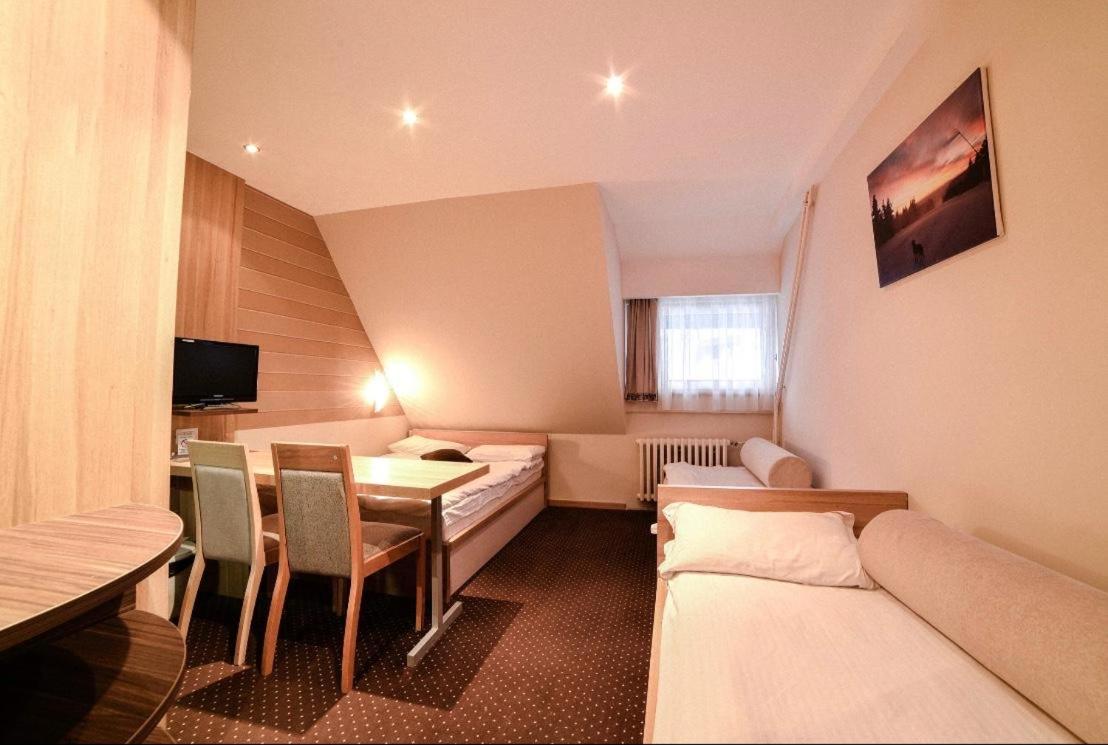Apartments Konaci Centar view 4