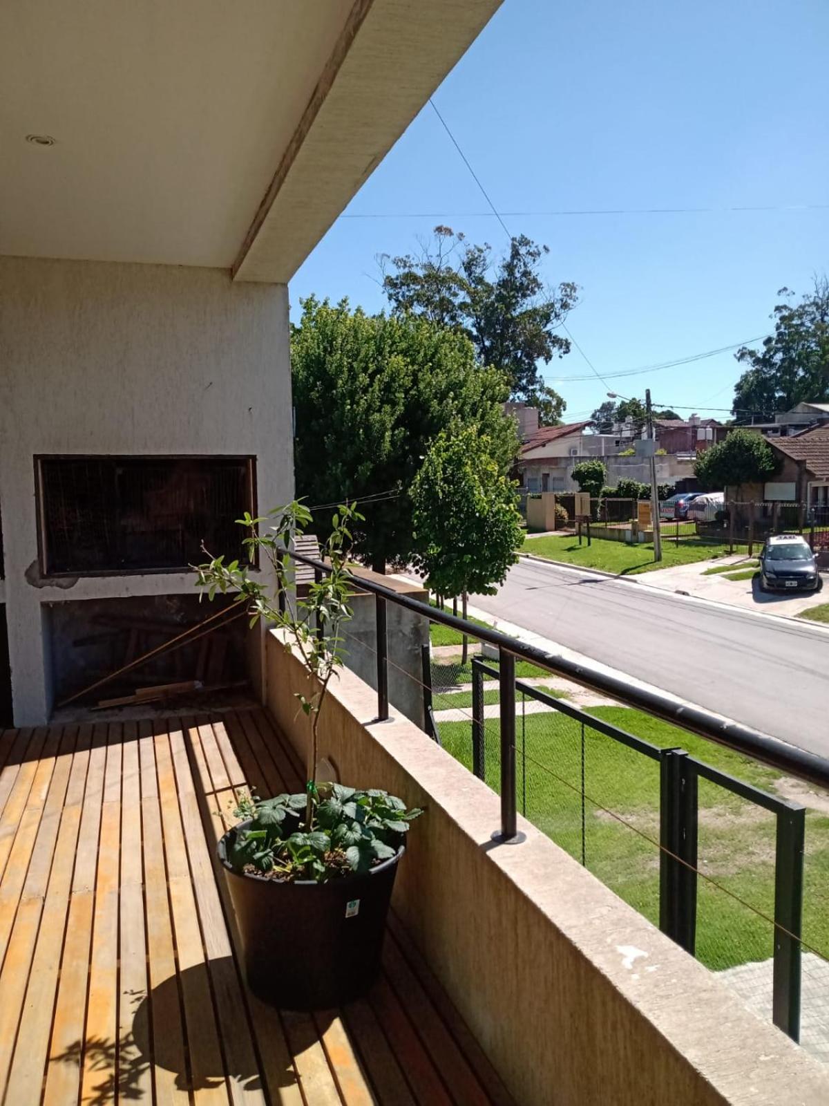 Casa comoda y luminosa en excelente barrio