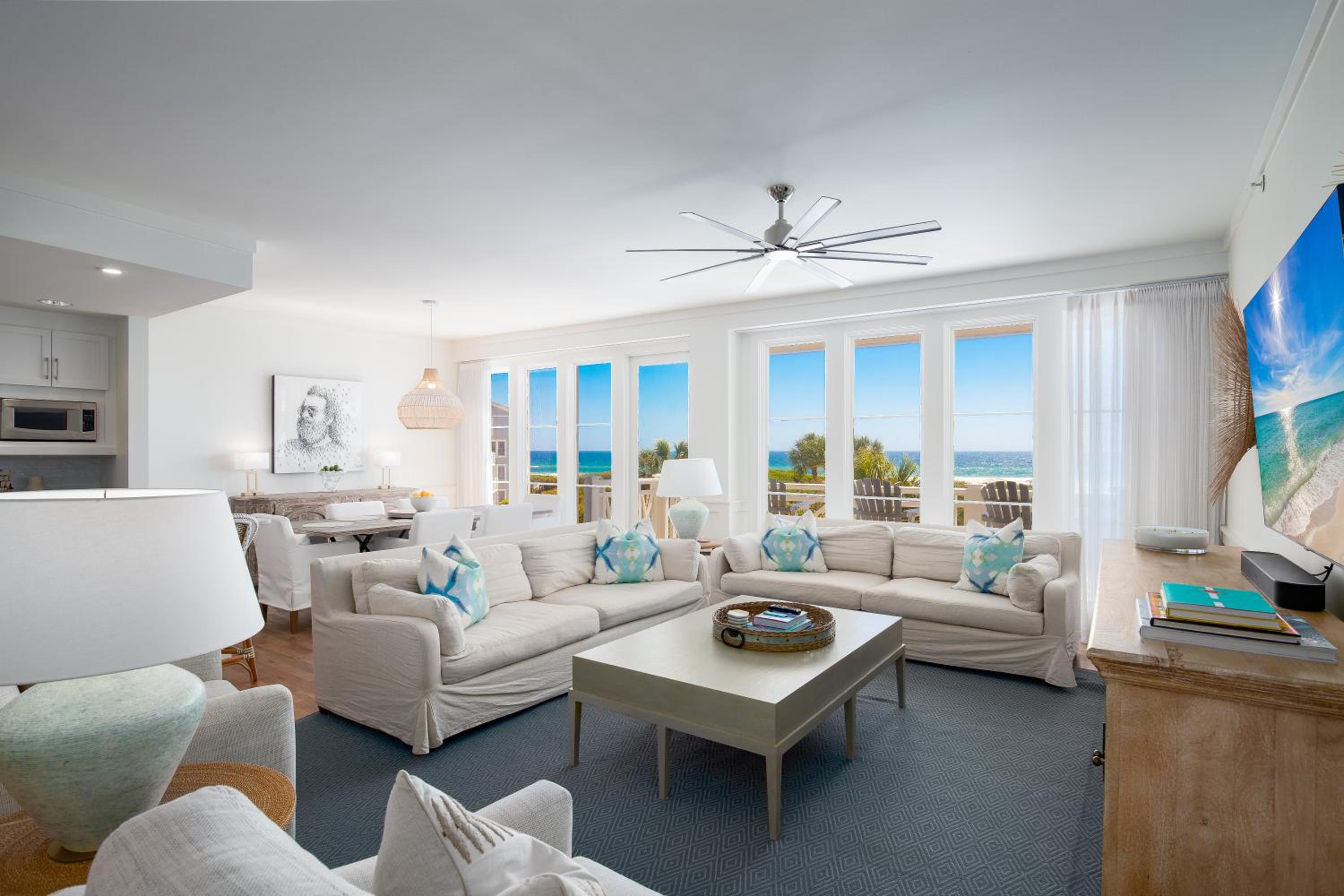 Gulf Front - Large Pool - Bikes - Gated Community view 5