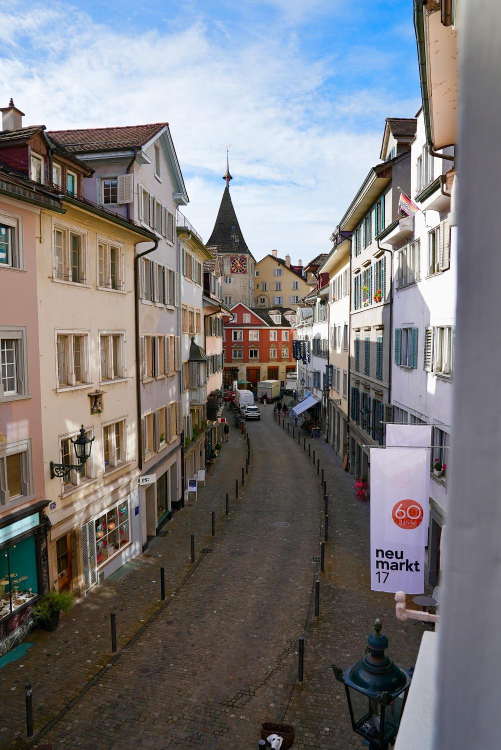 Charming Historical Apartment in Zurich City Center Oldtown