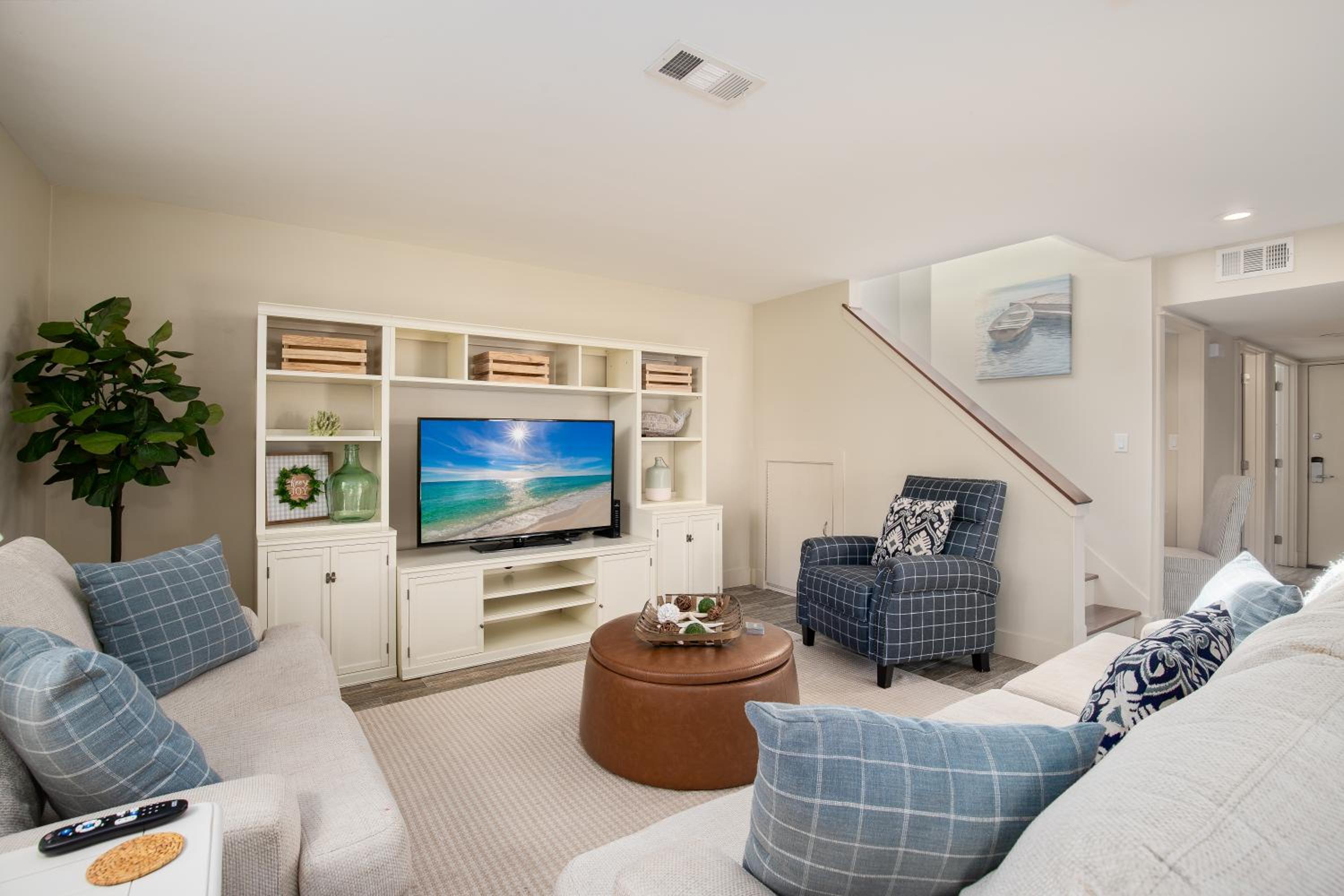 Pet Friendly - Near Resort Amenities - Twelfth Hole view 4