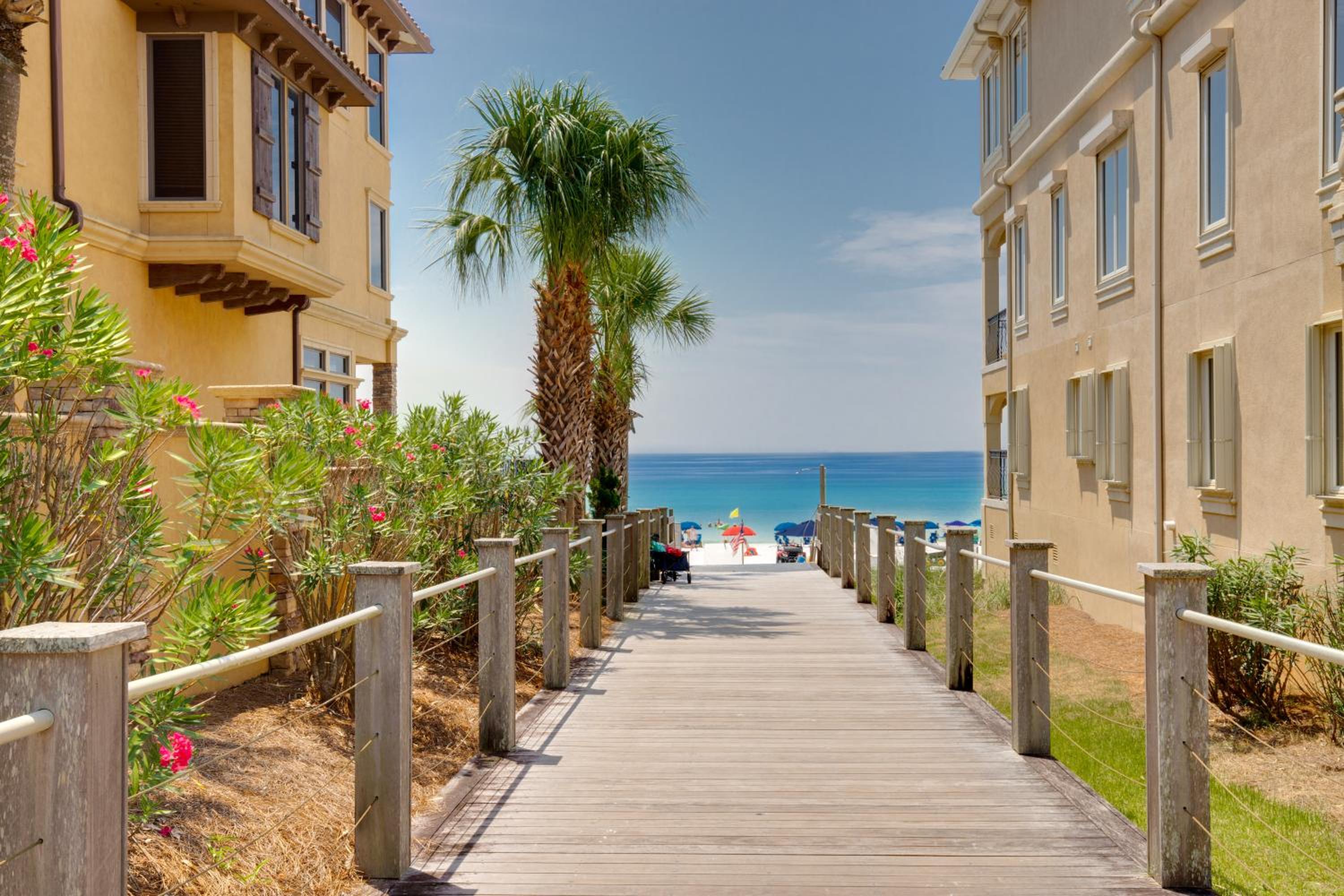 Community Pool, Hot Tub and Beach - Beach View view 2