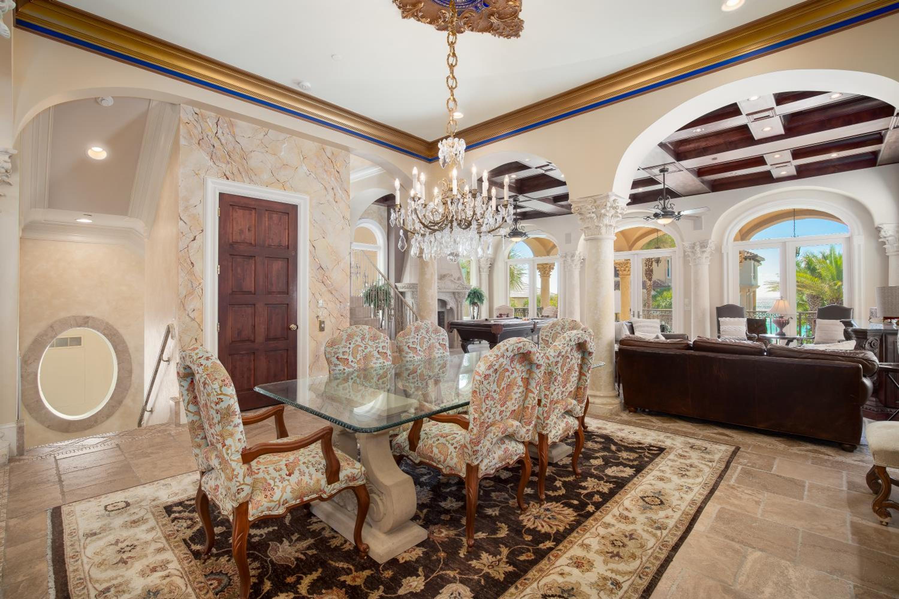 dining