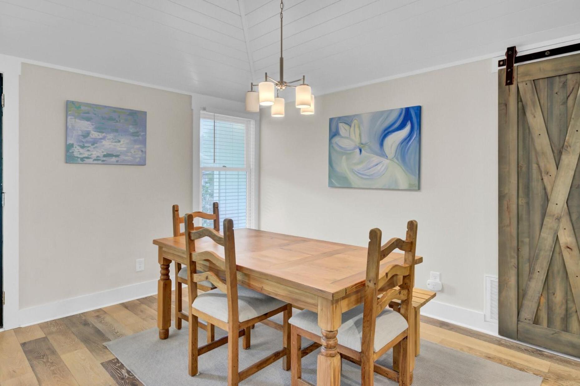 10 Sandcrab Court by AvantStay Beautiful Home w Deck Walk to the Beach