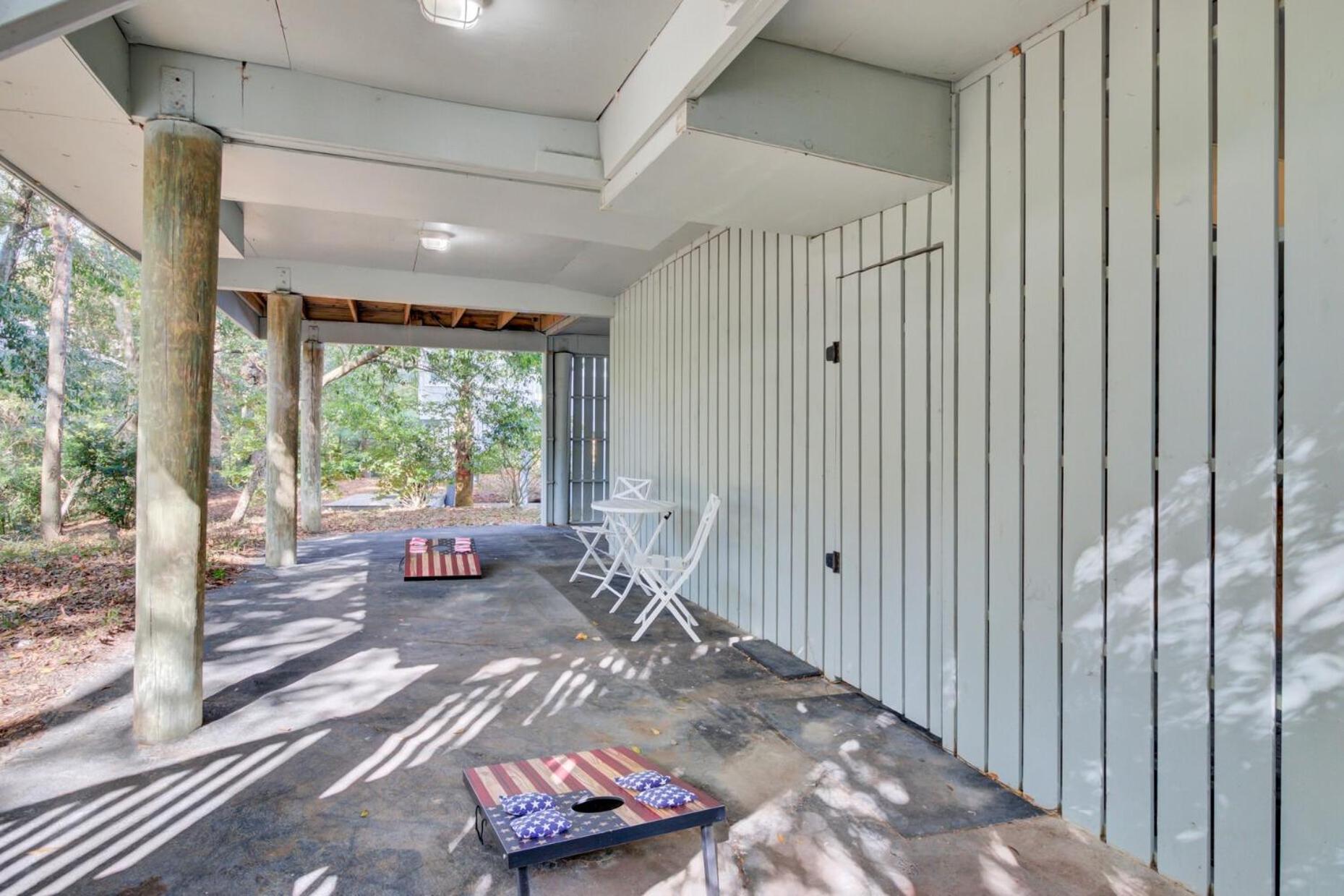 10 Sandcrab Court by AvantStay Beautiful Home w Deck Walk to the Beach