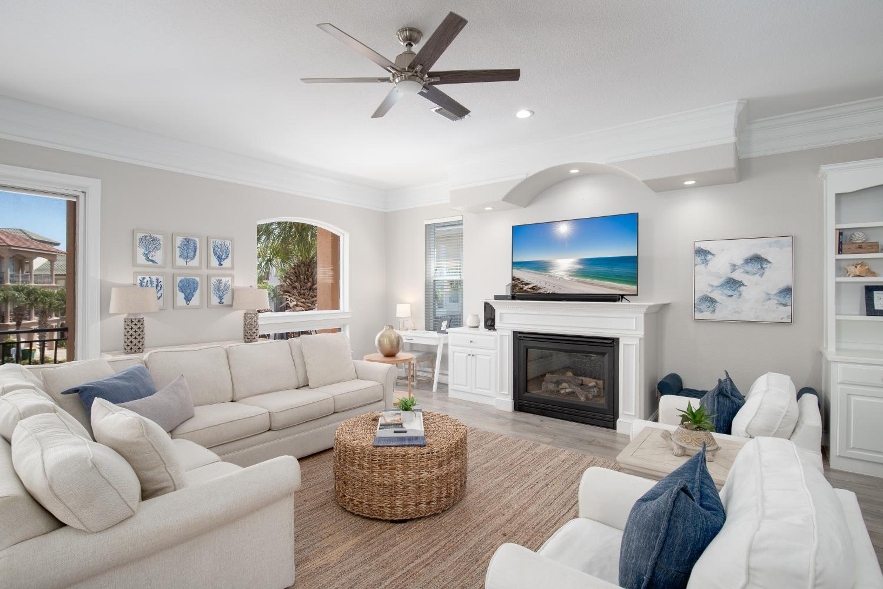 Luxury Community Pool, Hot Tub and Beach and Games view 3