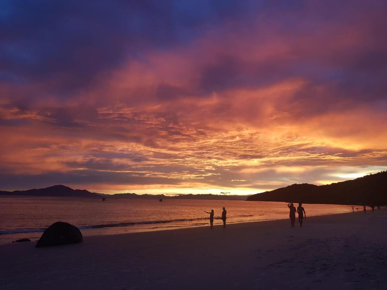 Lindissima casa na praia! Aqui você vai se sentir em casa!