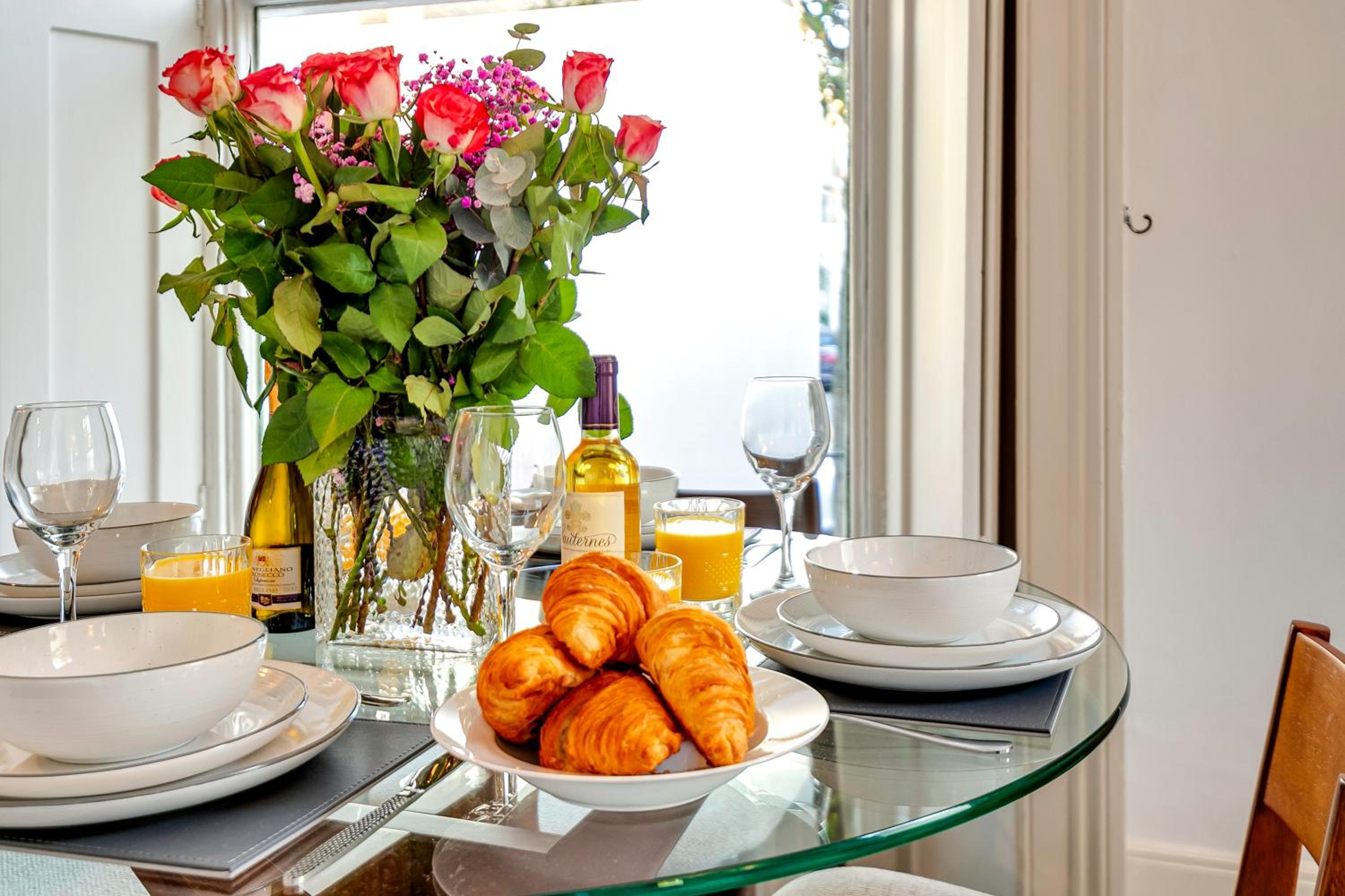 Flat in Victoria London
