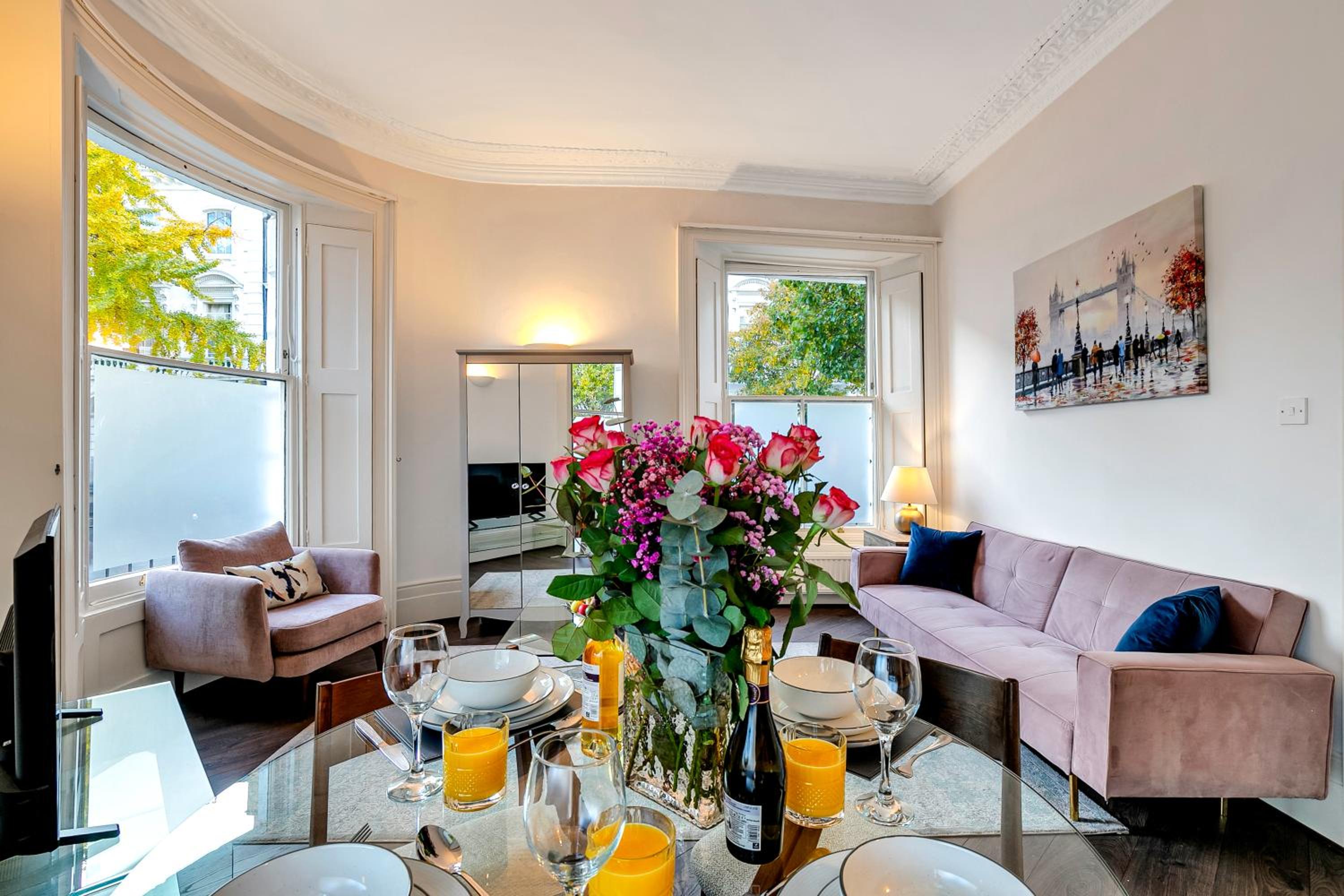 Flat in Victoria London