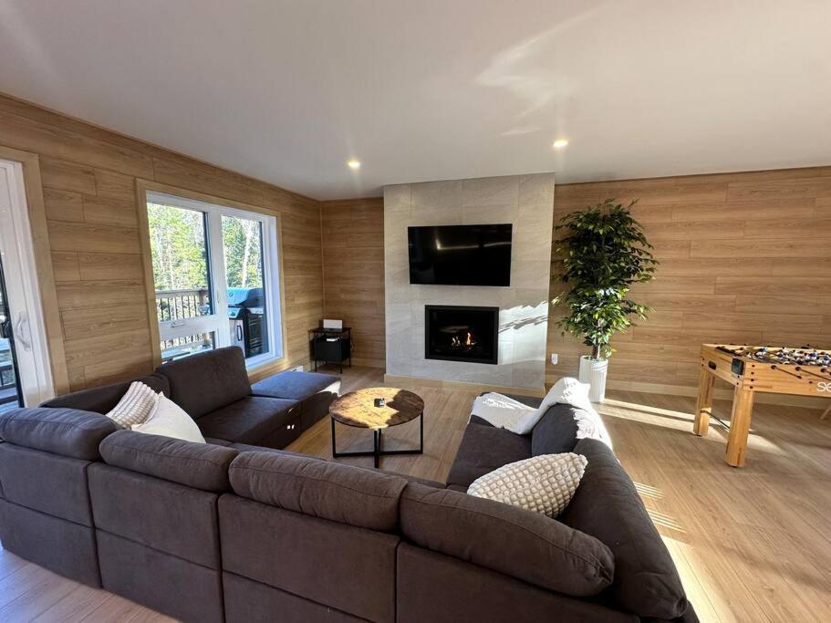 Nouveau! Sauna-Spa-Ski-Chalet neuf