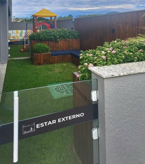 Excelente apto no centro dos Ingleses Florianópolis