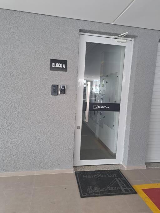 Excelente apto no centro dos Ingleses Florianópolis