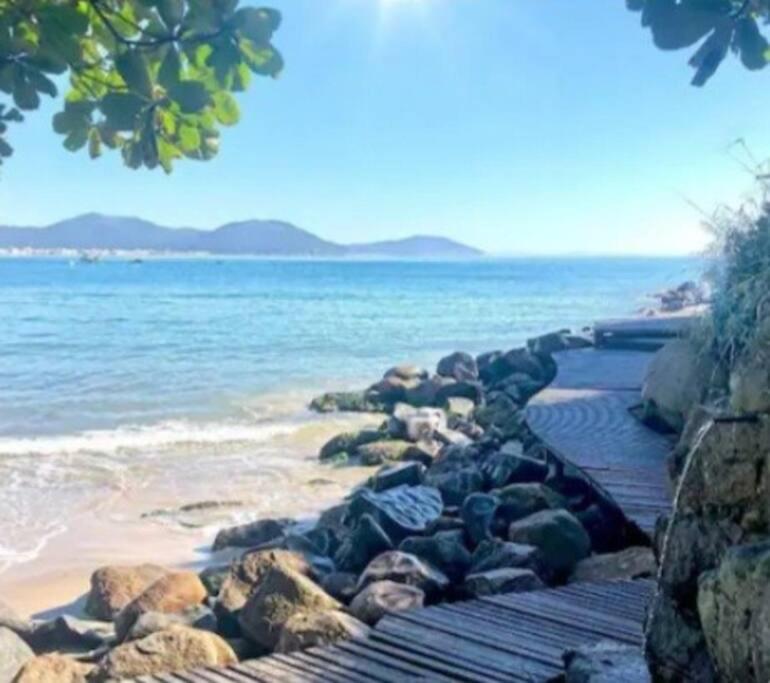 Excelente apto no centro dos Ingleses Florianópolis