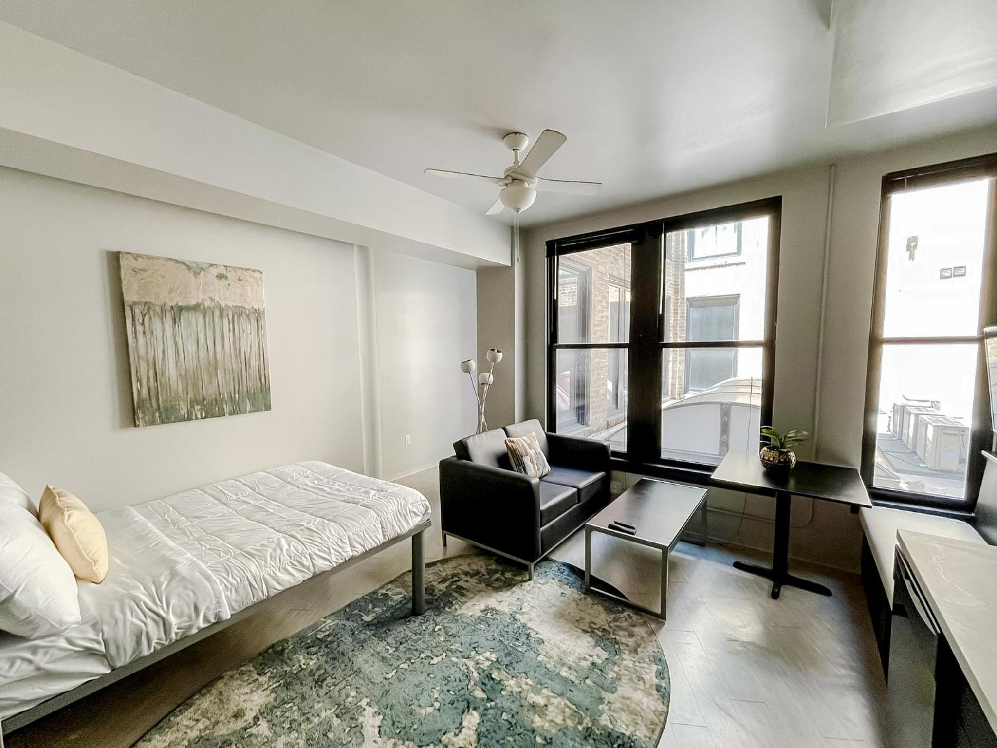 Sleepover Downtown Springfield Studio Apartments view 5