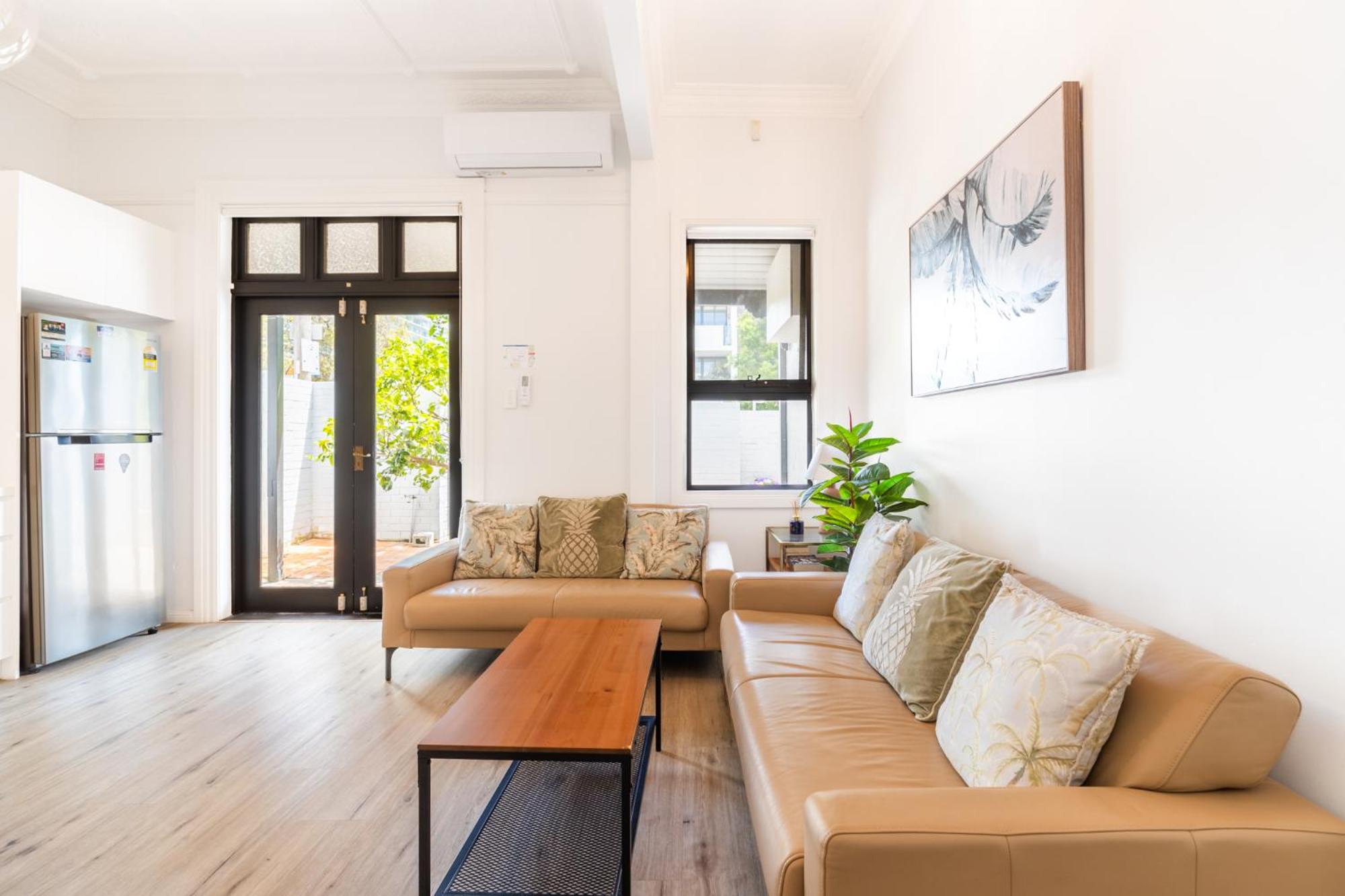 Crows Nest LemonTree Cozy 3 Bedroom House