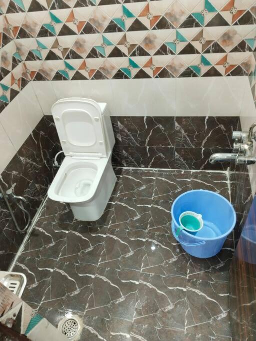 Spacious 3BHK Suites in Chandrayangutta by Skyline Homestays view 3